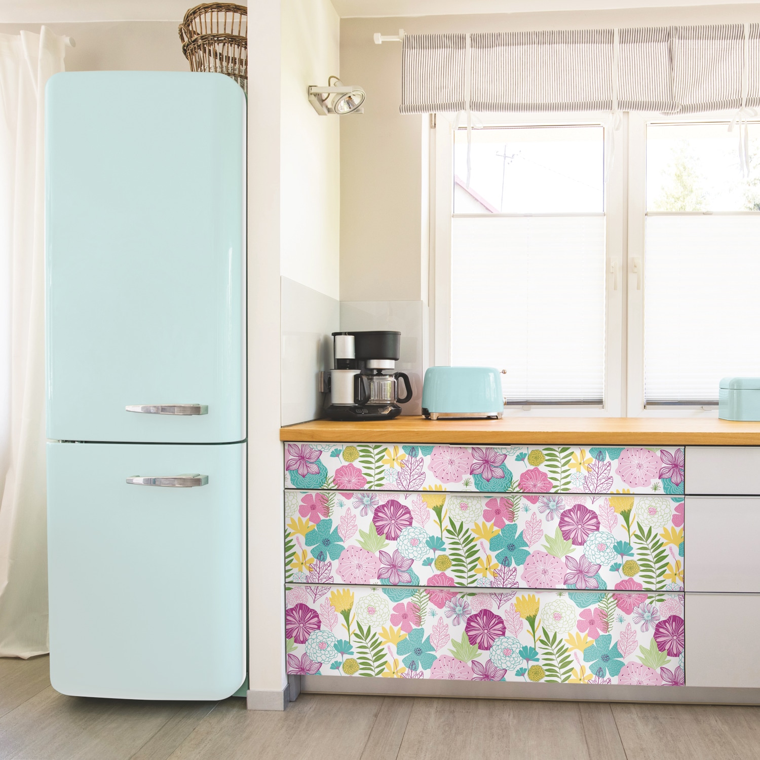 RoomMates RMK11327WP wallpaper - View #4