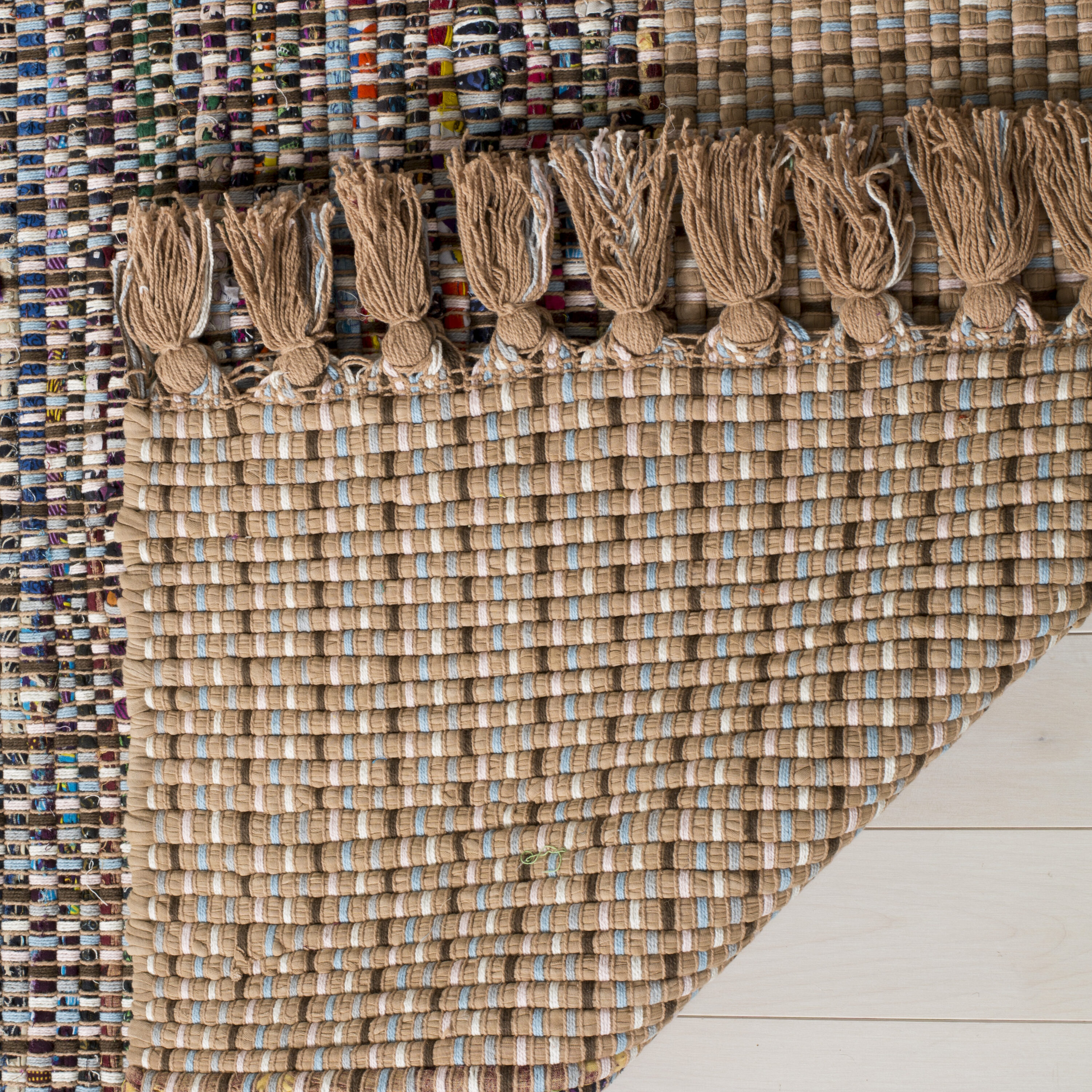 Safavieh MTK972E-5 rugs - View #4