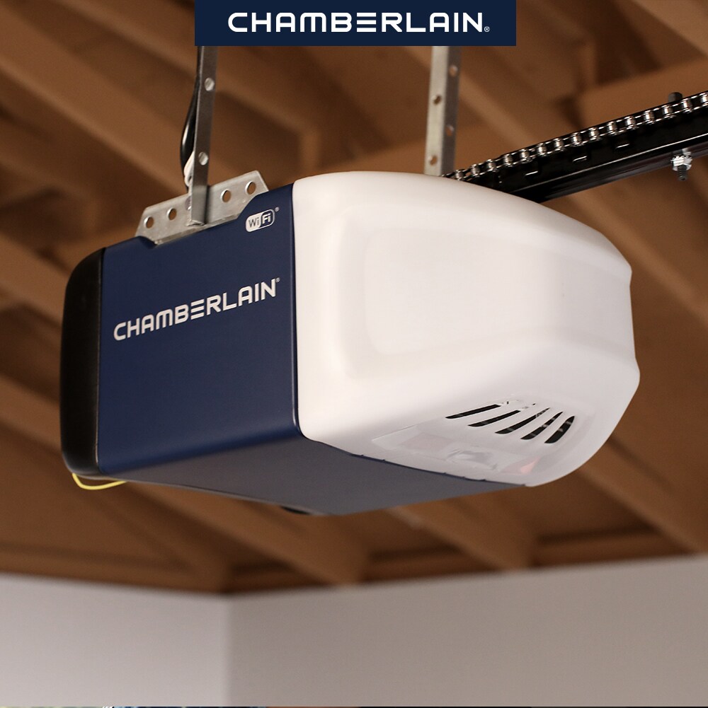 Chamberlain 0.5-HP Chain Drive Garage Door Opener in the Garage Door ...