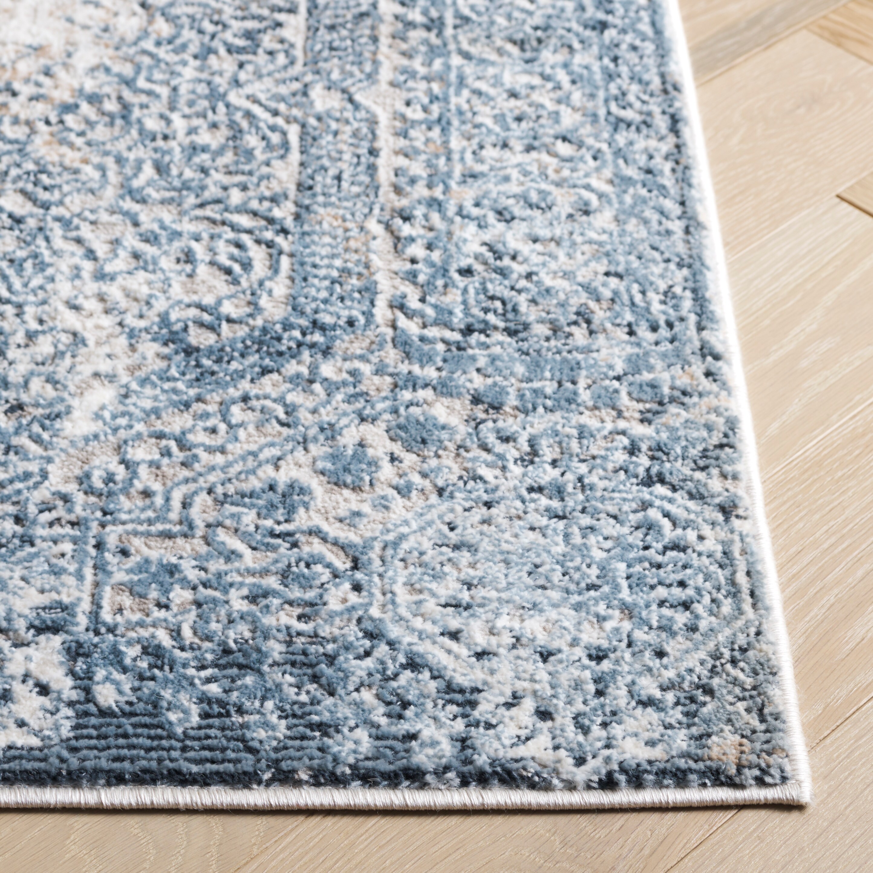 Safavieh PRK115M-7SQ rugs - View #2