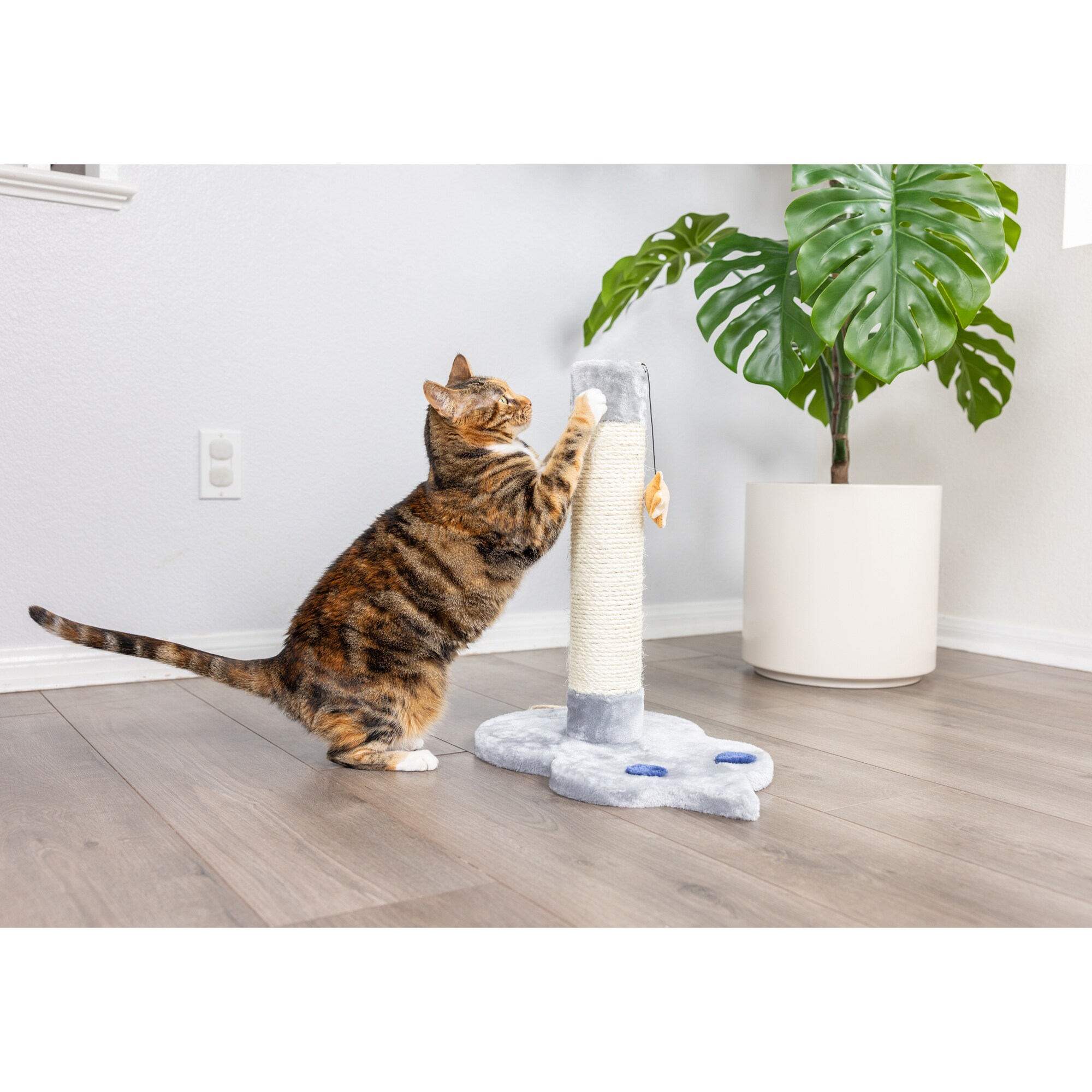 Gray Sisal and Faux Fur Mouse-Shaped Cat Scratcher with Toy
