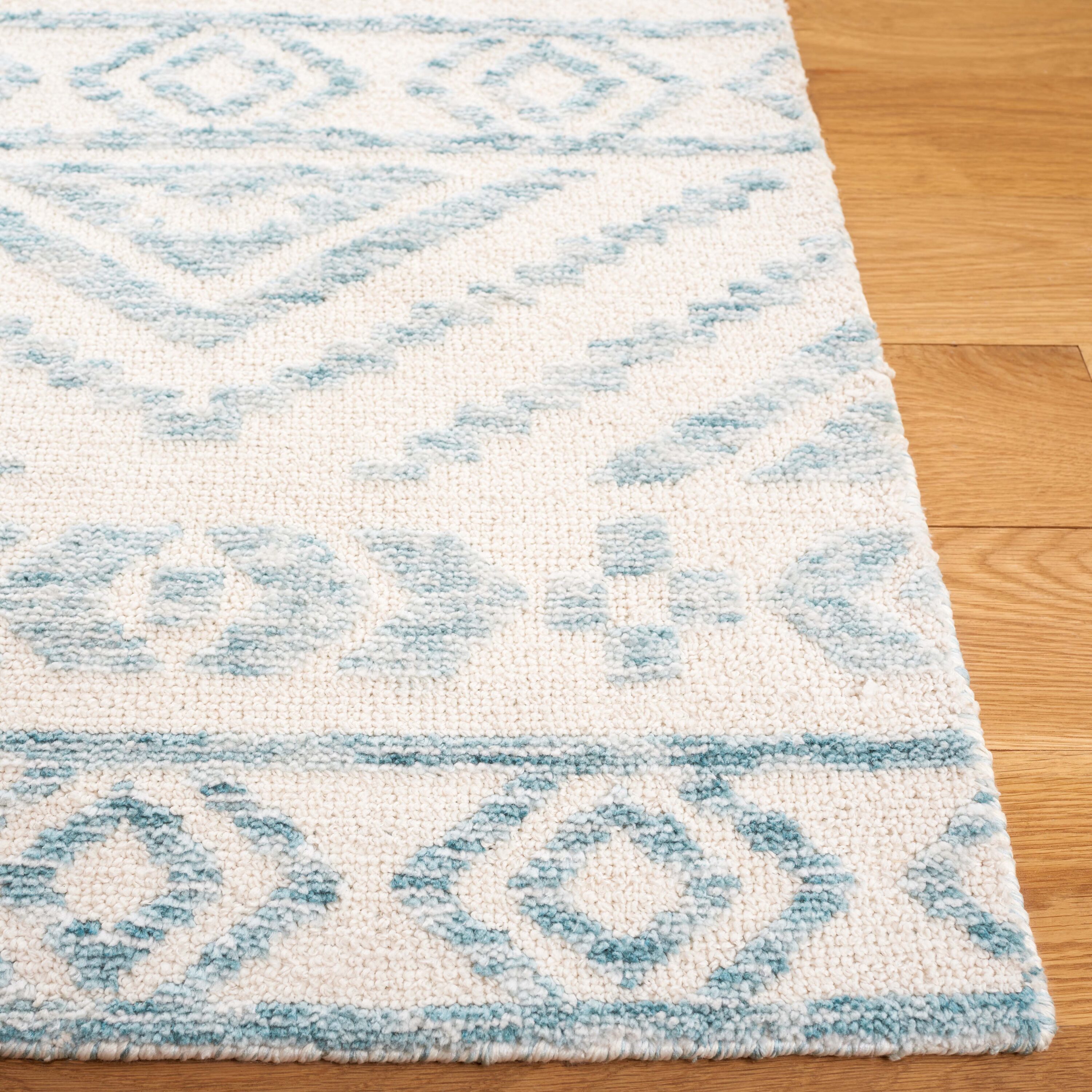 Safavieh AUD201M-5 rugs - View #3
