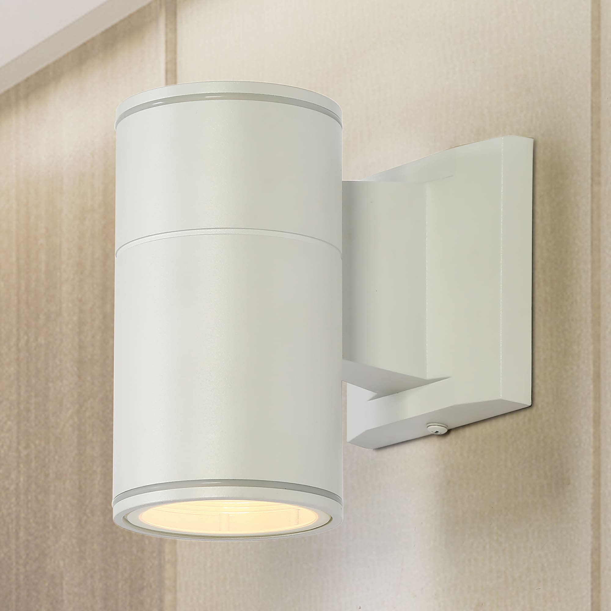 LNC Sturgeon 4.3-in W 1 -Light Matte White Hardwired Outdoor Wall Sconce