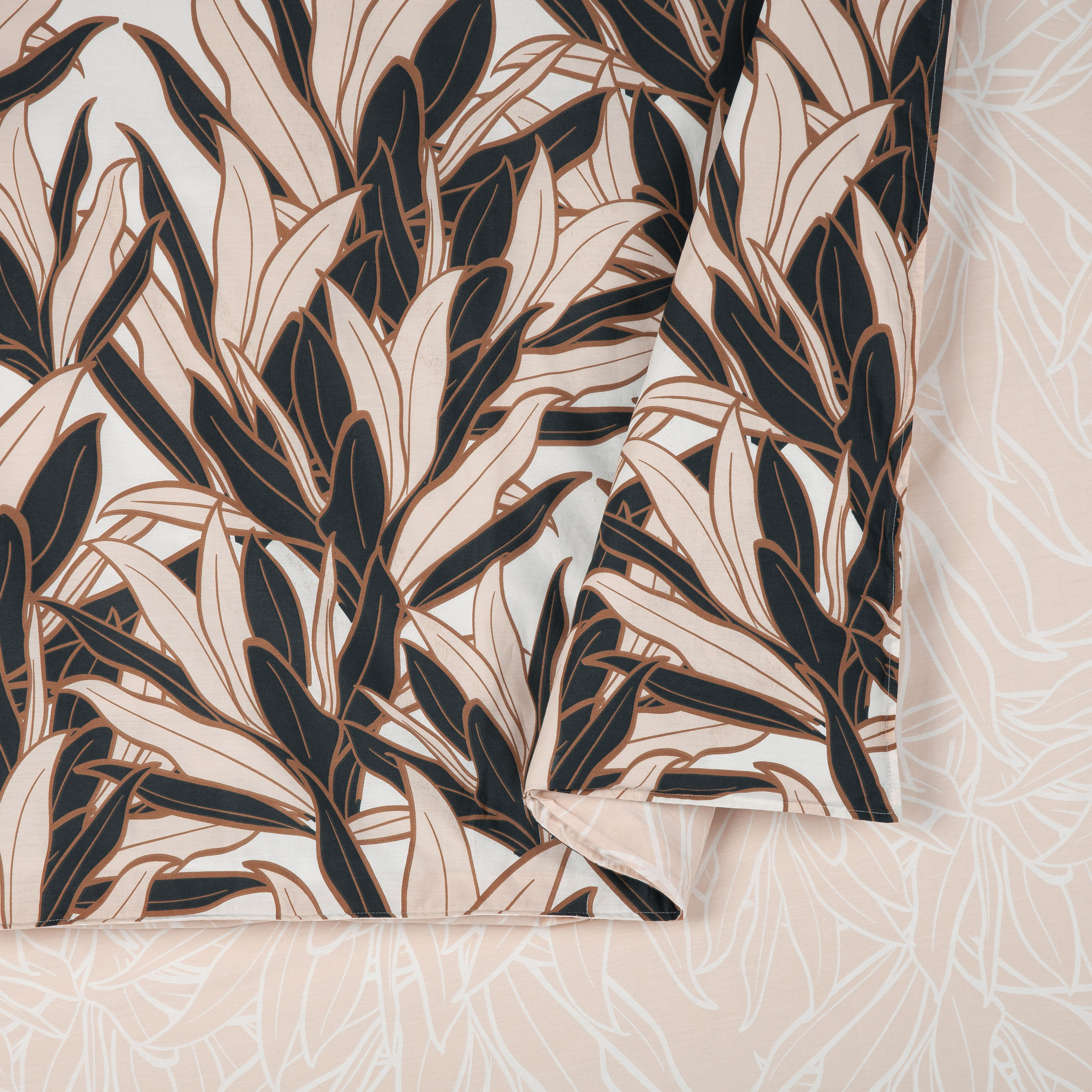 Makers Collective A032920BKJFS bedding - View #4