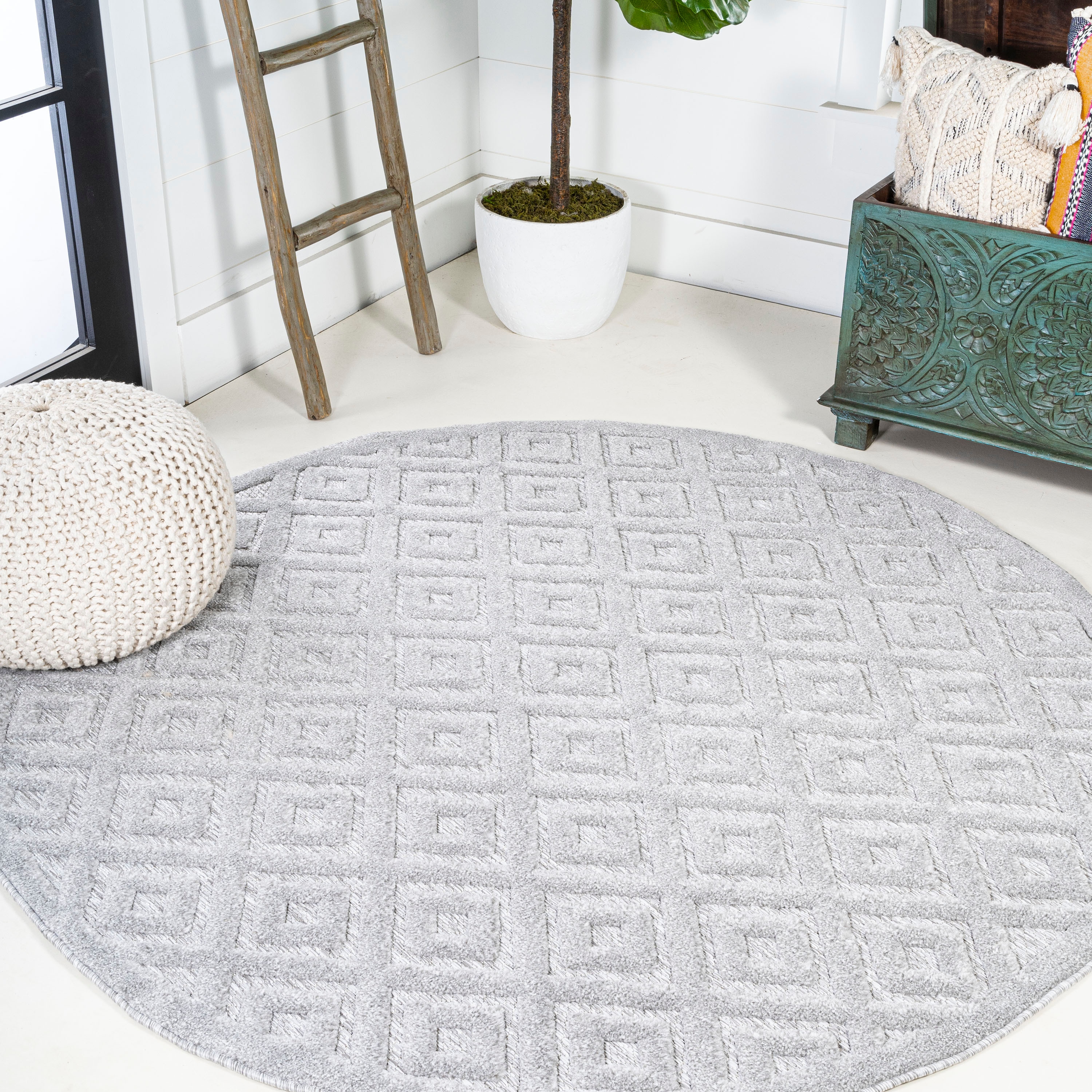 JONATHAN  Y IBZ104C-5R IBIZA Portmany Neutral Diamond Trellis 5 x 5 (ft) Loomed Polypropylene Light Gray Round Indoor/Outdoor Geometric Bohemian/Eclectic Area rug