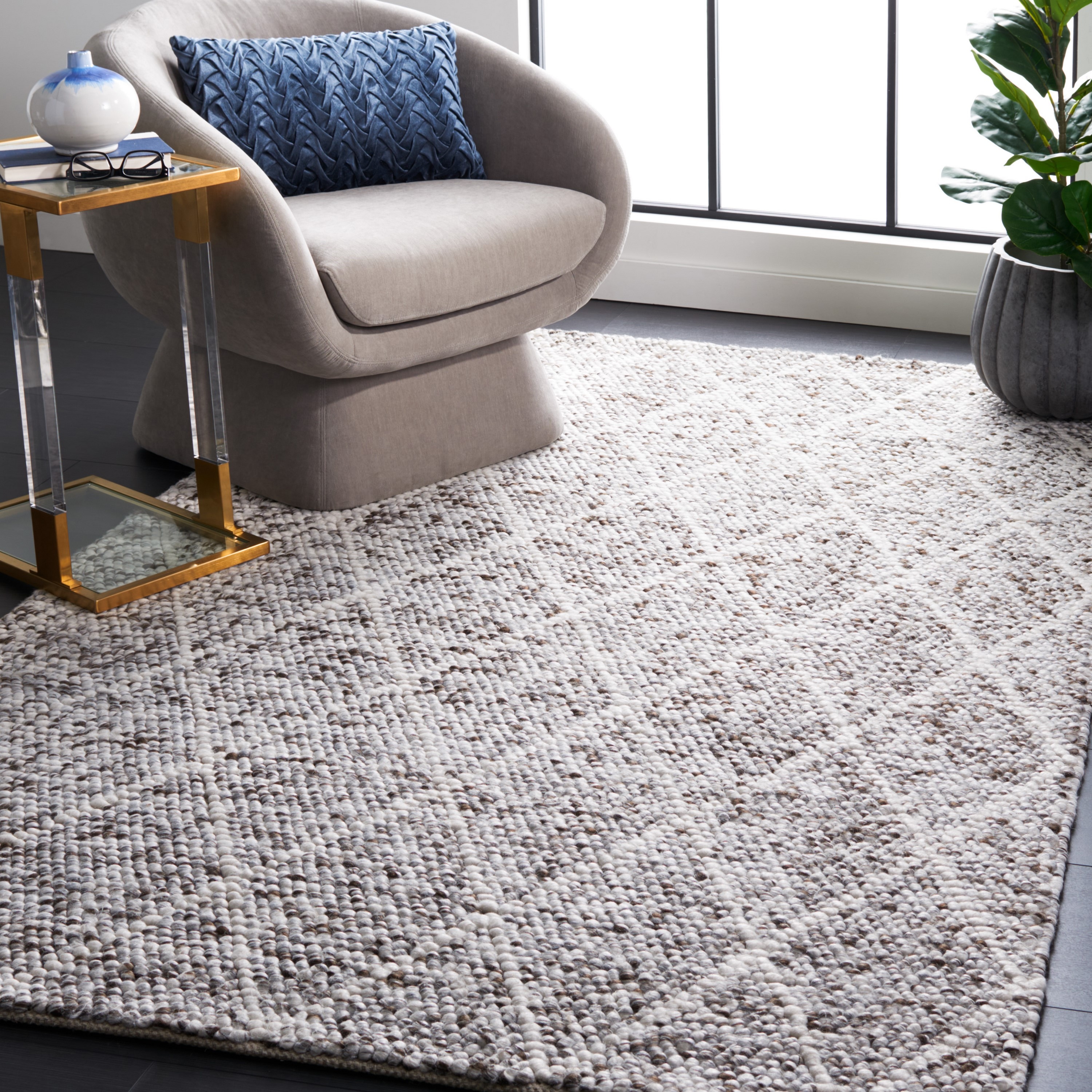 Safavieh NAT712A-2 Natura Hilpa 2 x 3 (ft) Polyester Ivory/Stone Rectangular Indoor Geometric Farmhouse/Cottage Throw rug