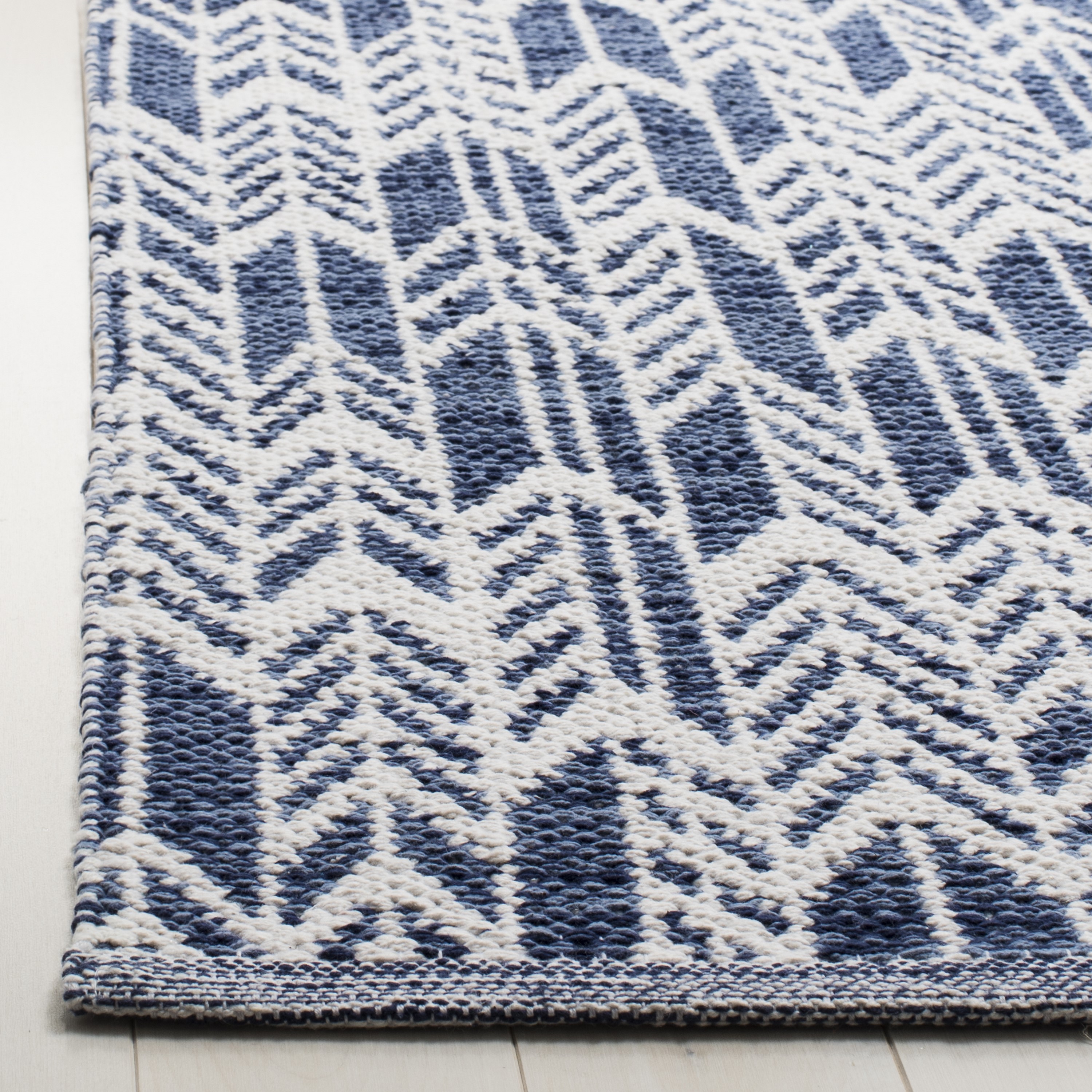Safavieh MTK609C-3 rugs - View #3