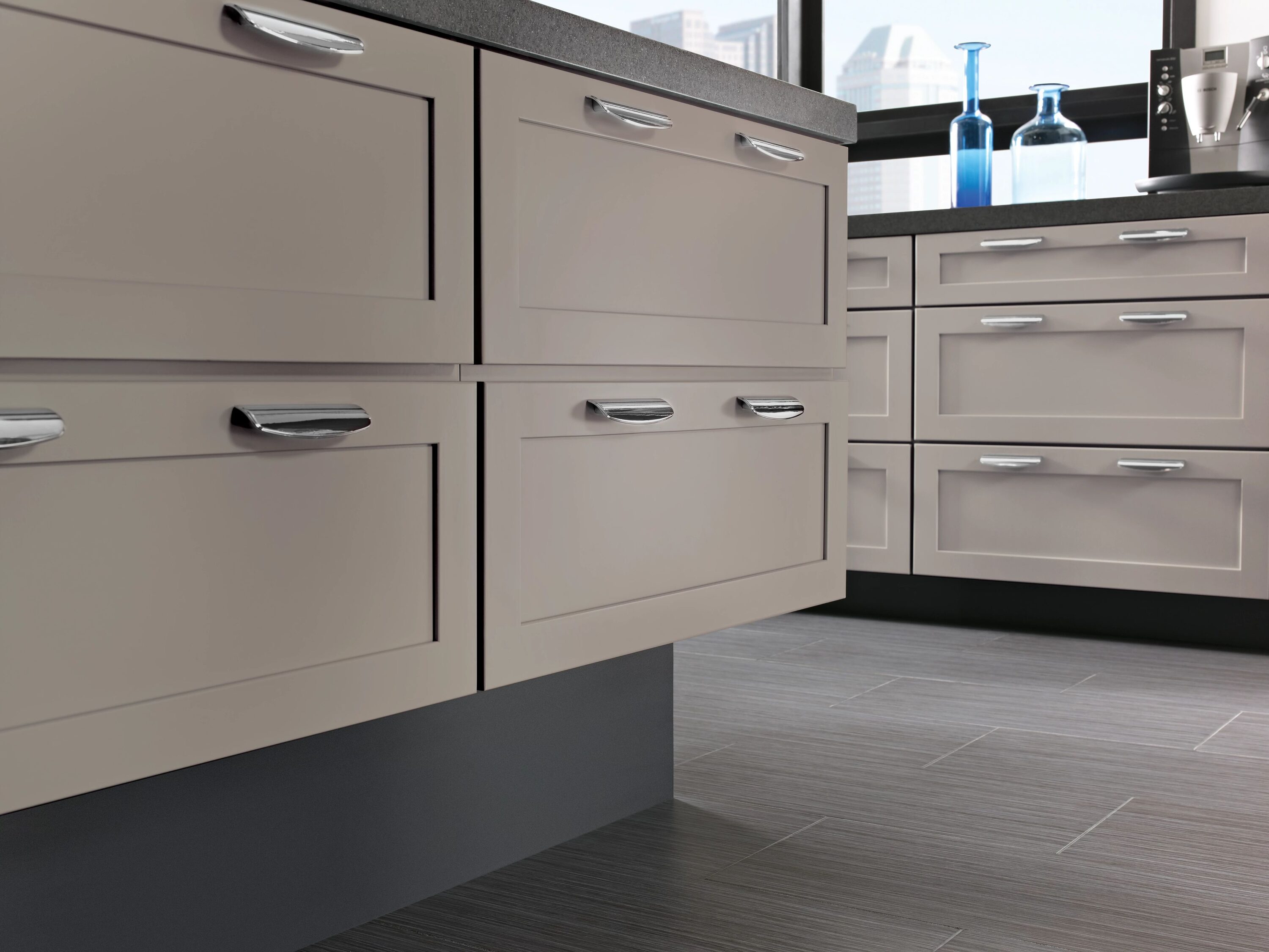 KraftMaid RDCDS,AV4M2,G81M Cabinet-Samples - View #5