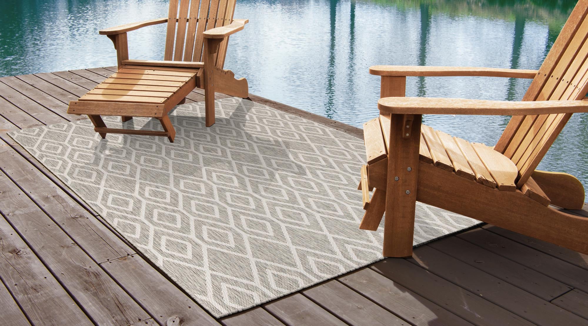 Unique Loom 3152395 Jill Zarin Outdoor 2 x 3 (ft) Loomed Polypropylene Gray Cream Rectangular Indoor/Outdoor Trellis Area rug