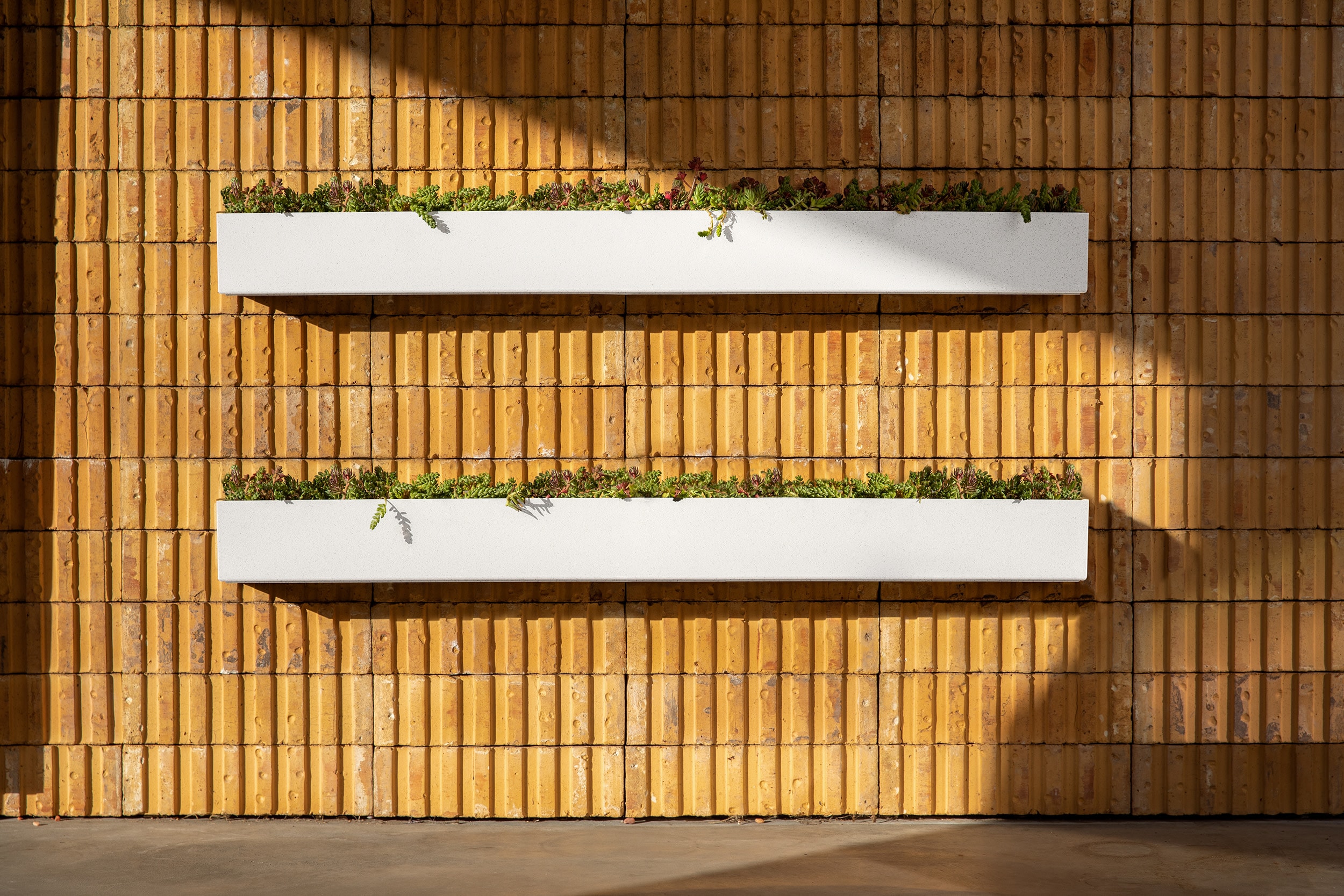 White 32" Composite Geo Series Trough Hanging Planter - 2-Pack