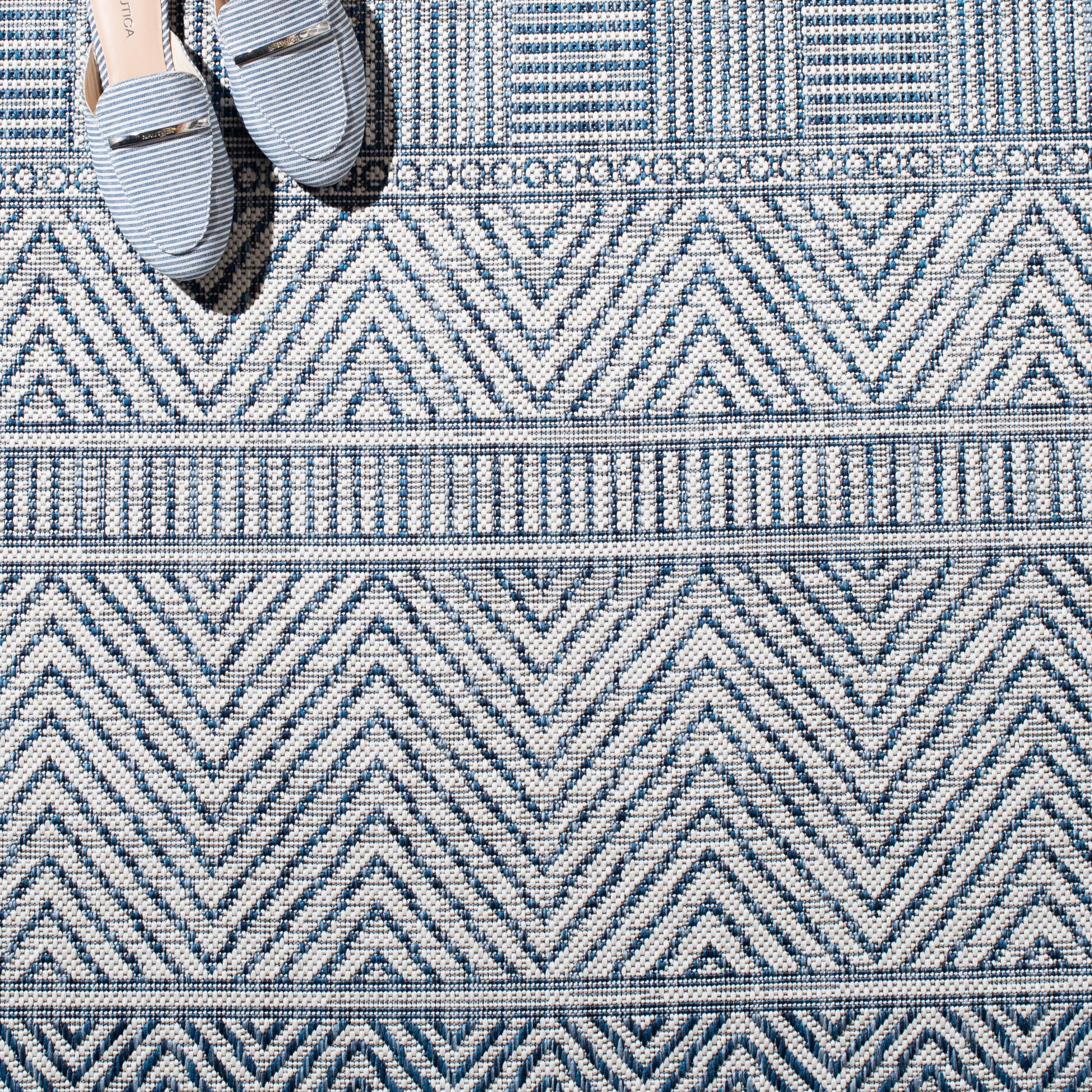 Safavieh CY8196-53412-8SQ rugs - View #4