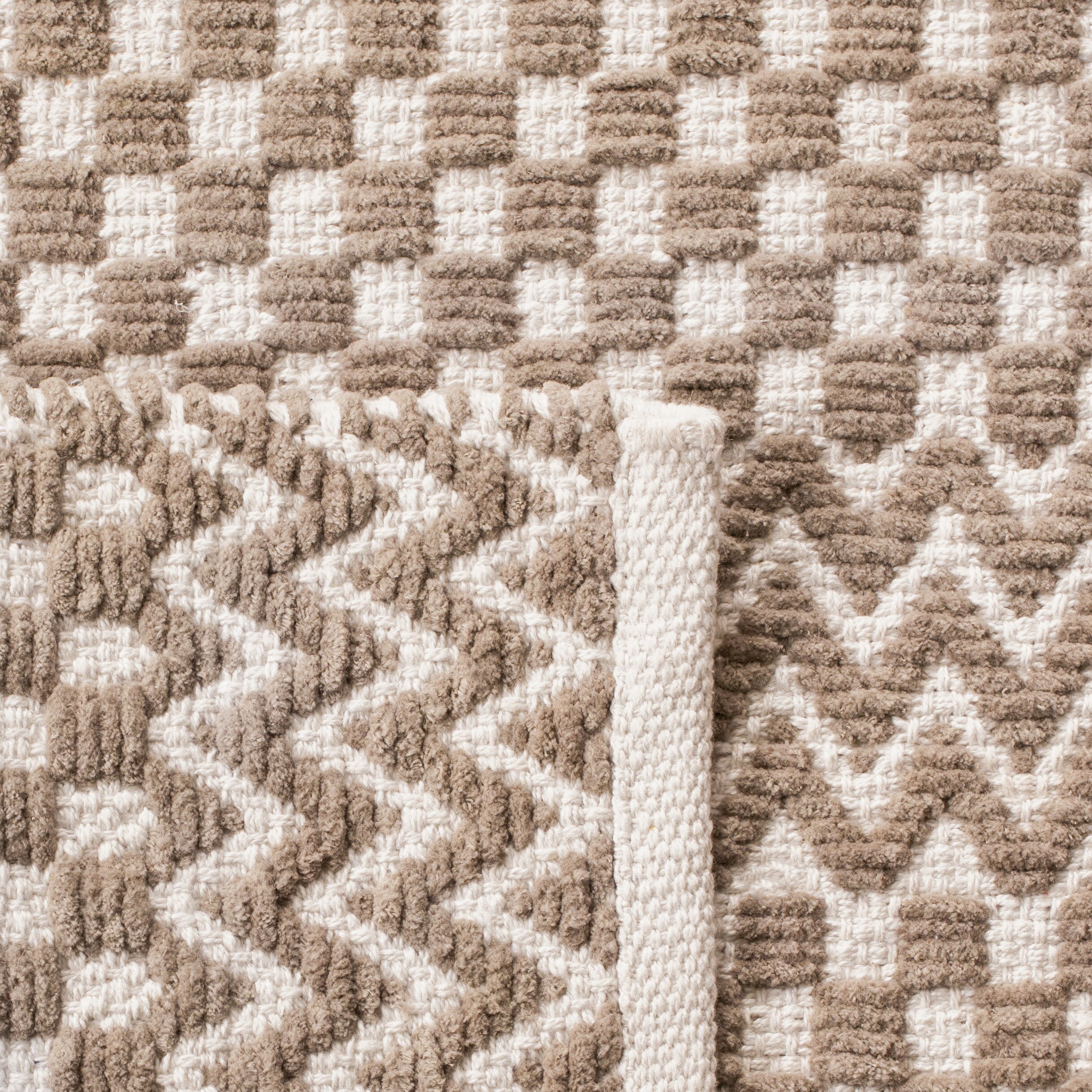 Safavieh BOS686E-4 rugs - View #3