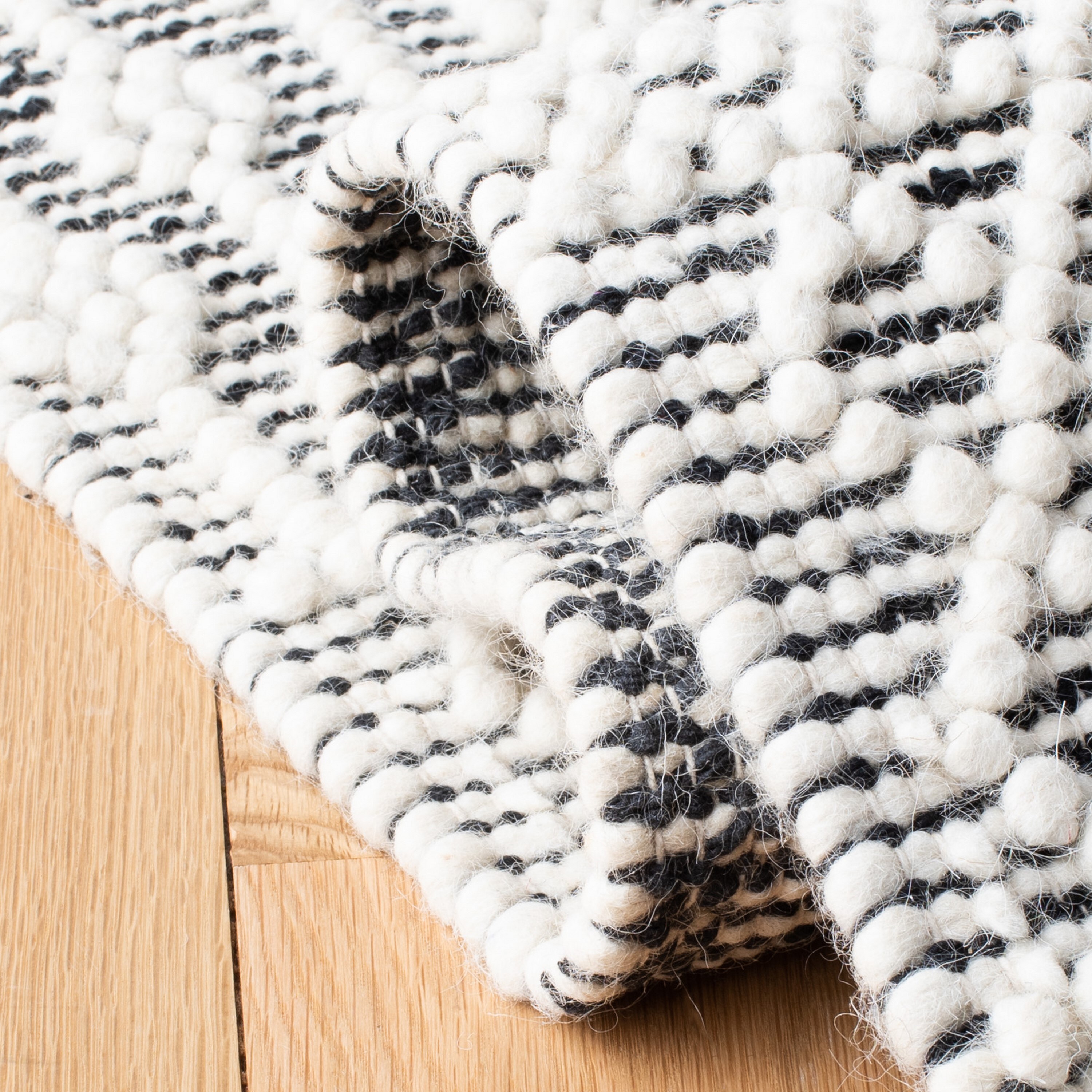 Safavieh NAT852Z-28 rugs - View #5