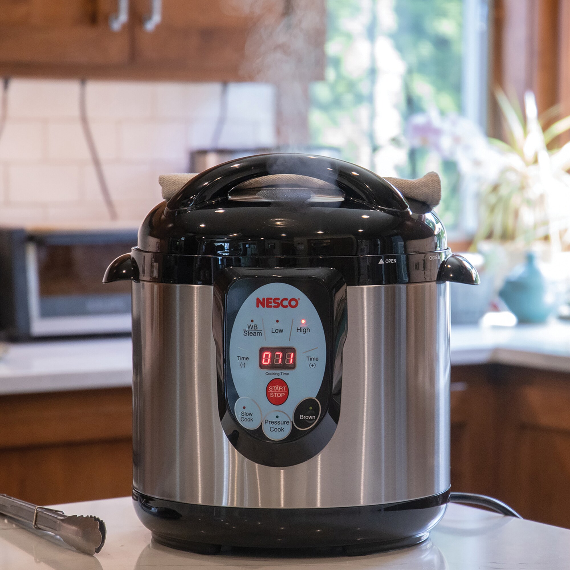 Nesco NESNPC9 Electric-Pressure-Cookers - View #6