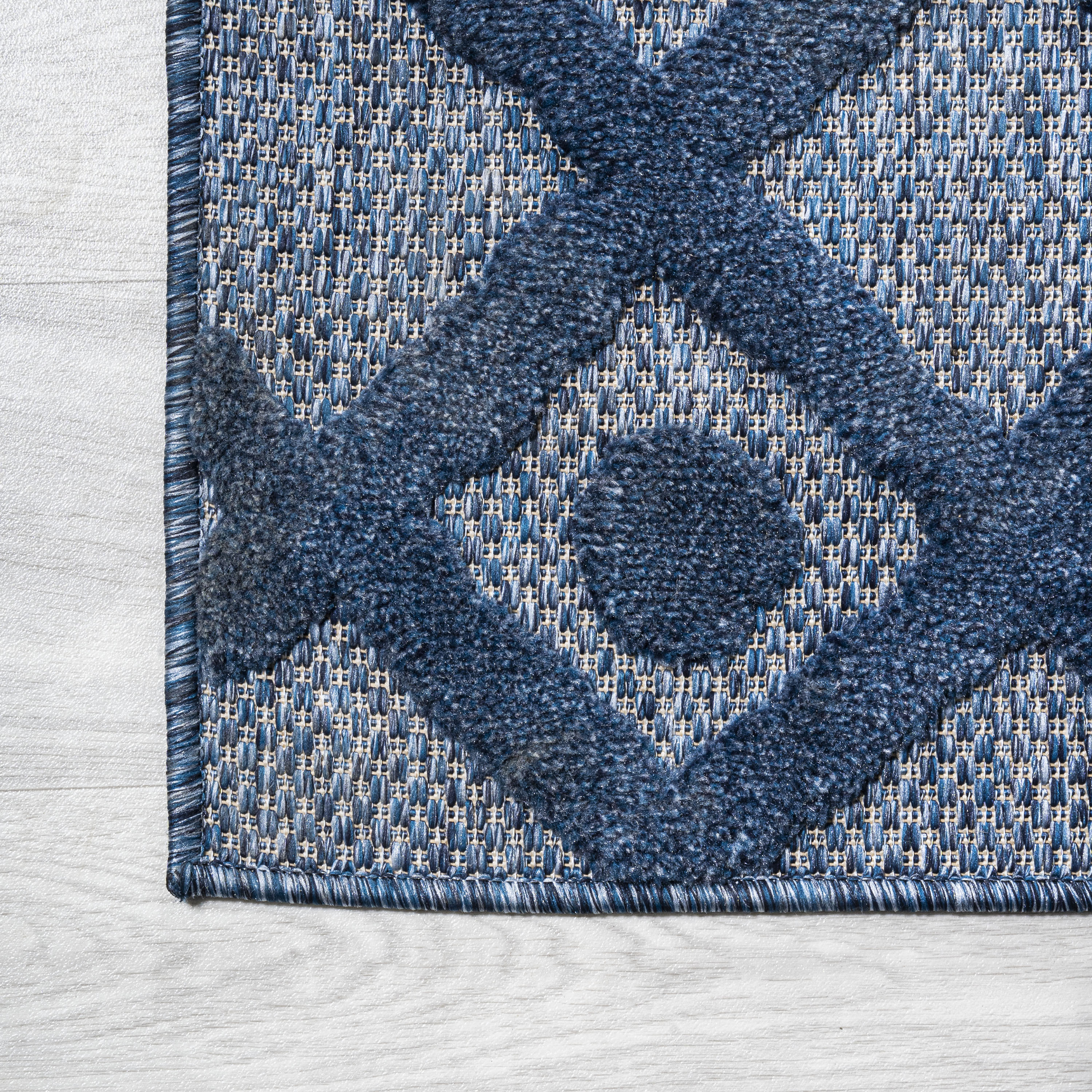 Navy Diamond Pattern Indoor/Outdoor Runner Rug
