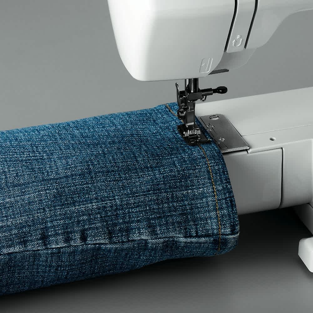 Elna EXPLORE 340 Sewing-Machines-Accessories - View #2