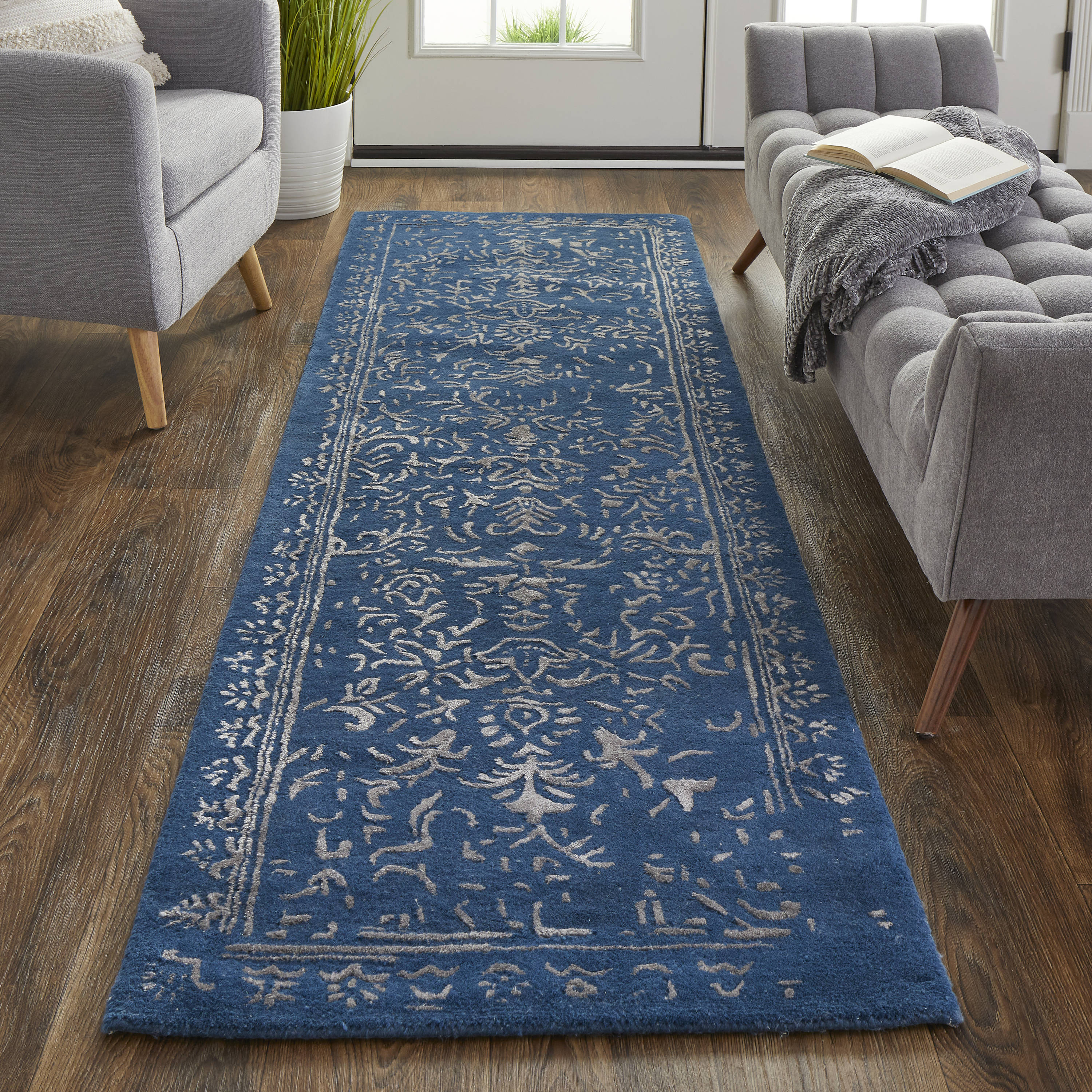 Room Envy 969R8014BLUSLVI68 Khalo 3 x 8 (ft) Tufted Wool Vallarta Blue/Silver Gray Rectangular Indoor Floral/Botanical Farmhouse/Cottage Runner rug