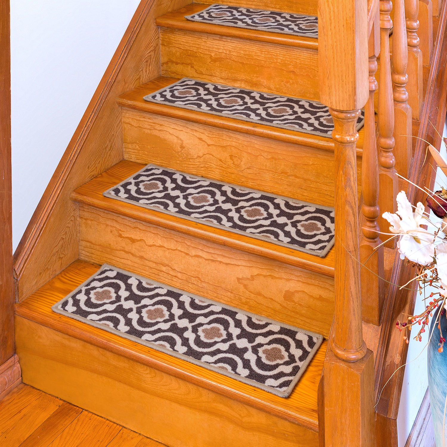 Gray and Beige Nylon Moroccan Trellis Non-Slip Stair Treads Set of 4