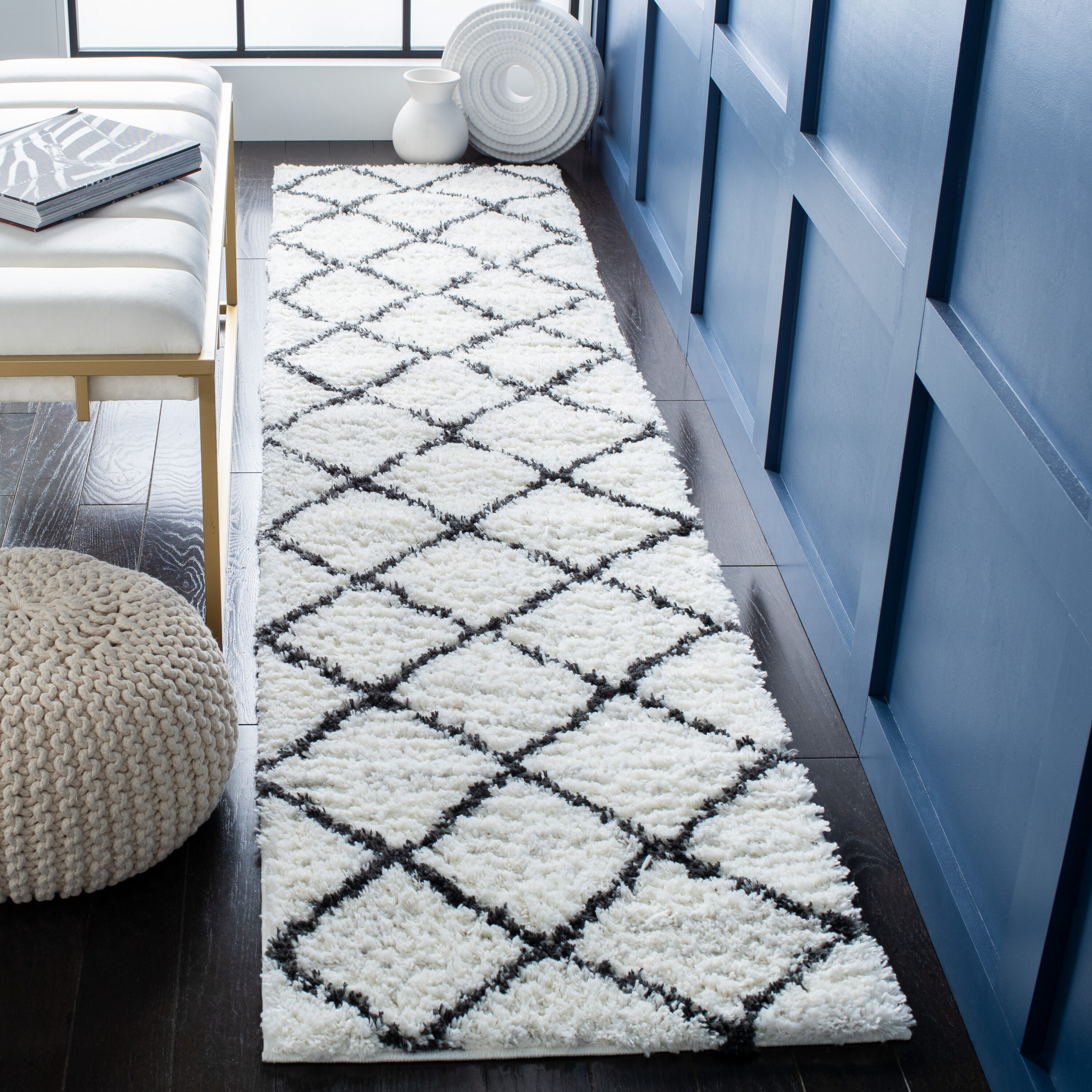 August Shag 502A Ivory Black 2ft-2in x 9ft Runner Rug