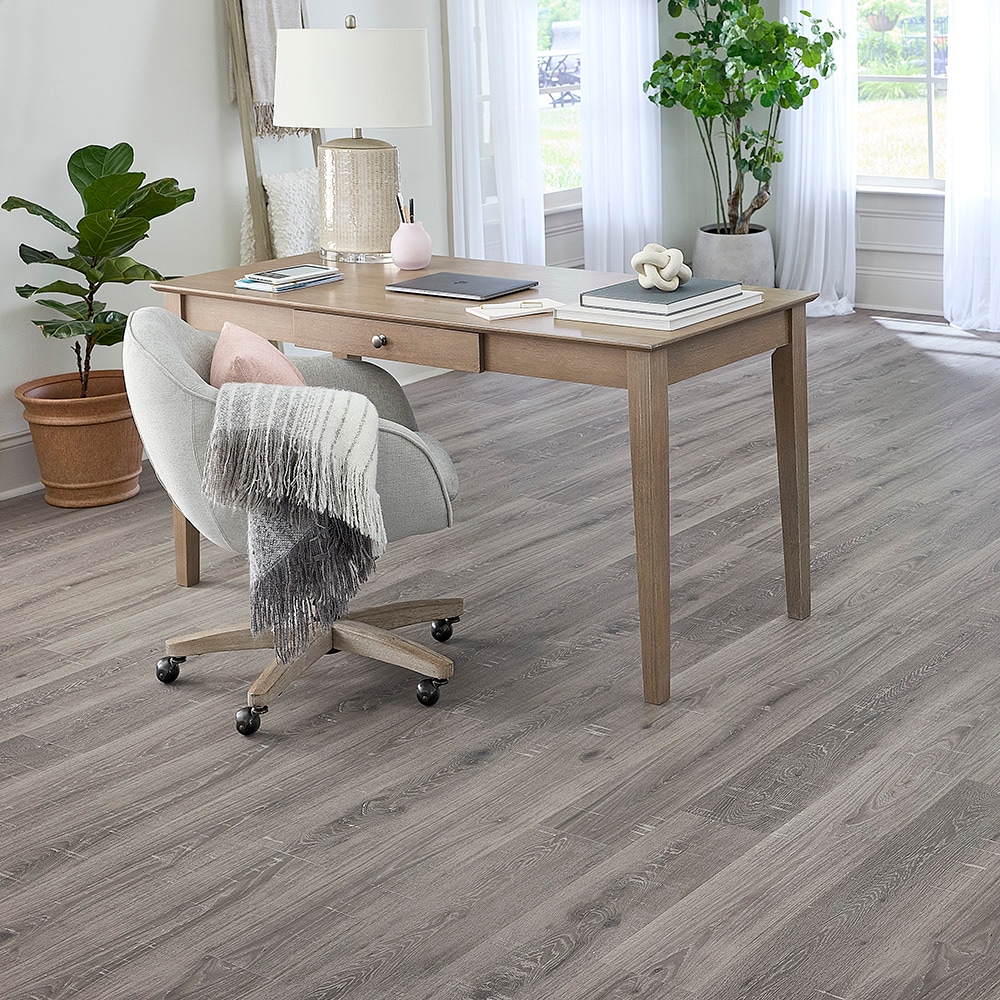 STAINMASTER PetProtect LWCSS579 Laminate-Flooring-Samples - View #7