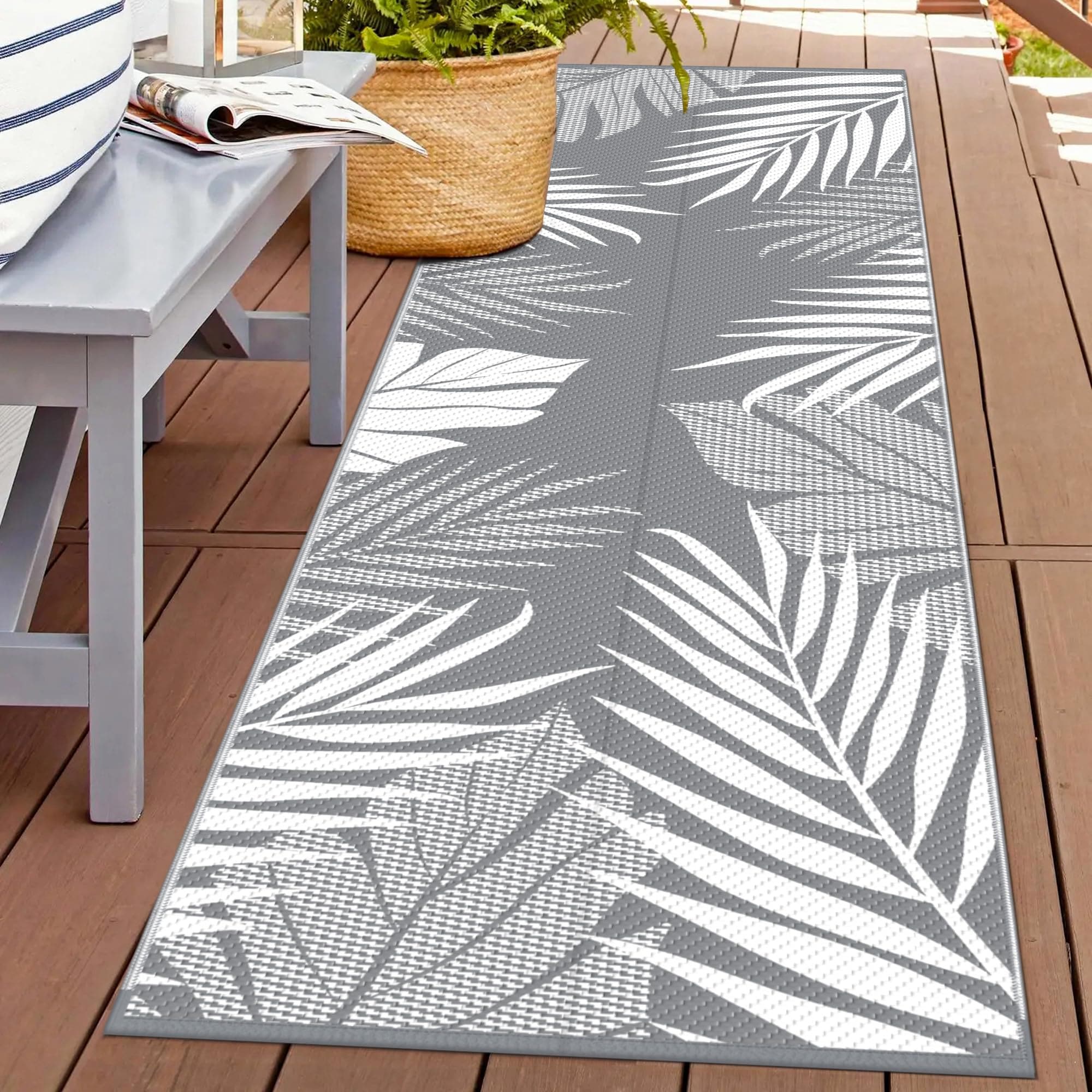 Yichuhaoxi  Outdoor Rug 2 Point 5 x 8 Foot Waterproof Reversible Plastic Straw Runner Carpet Grey White Palm Leaf for Patio Deck Porch Balcony