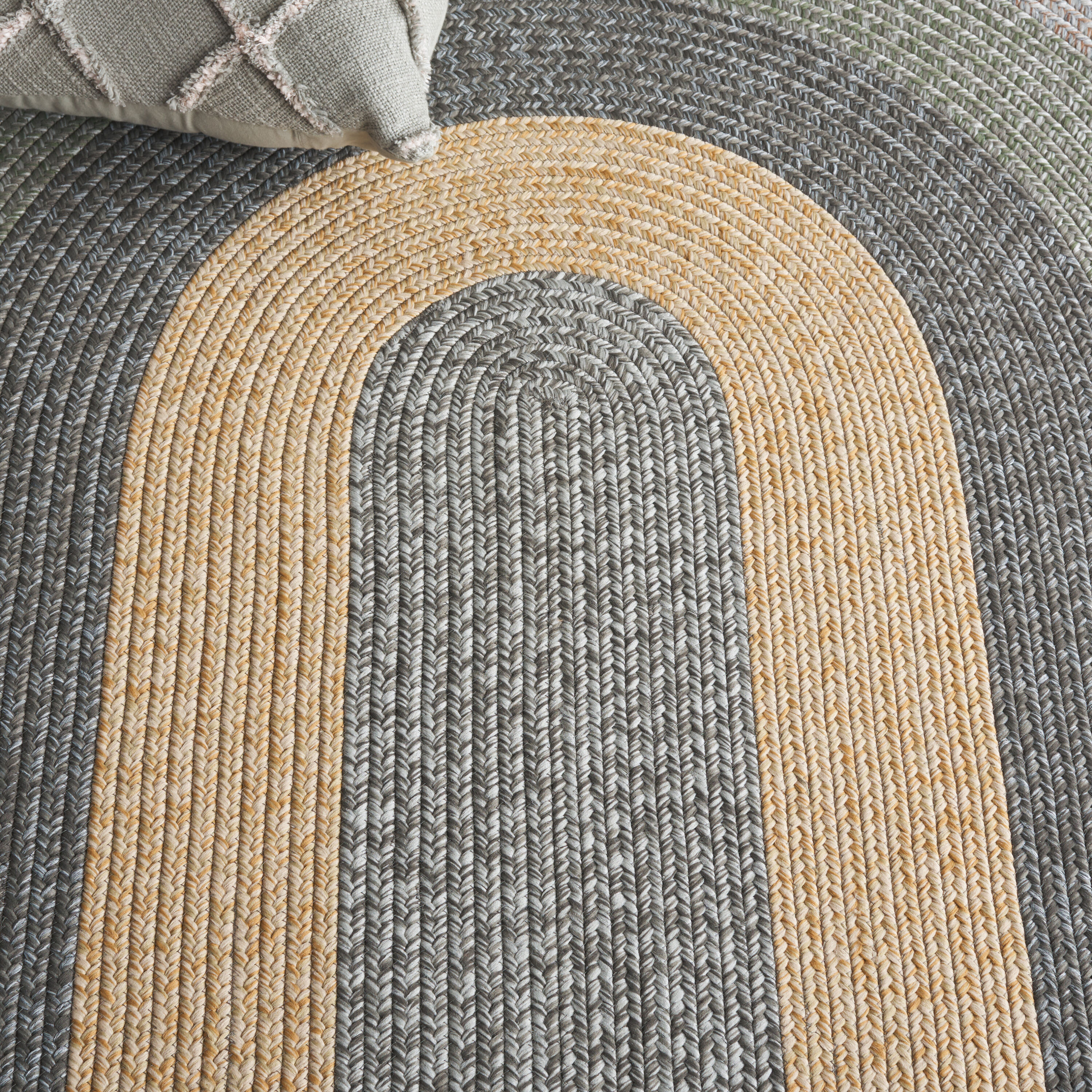 Safavieh BRD318F-5R rugs - View #5