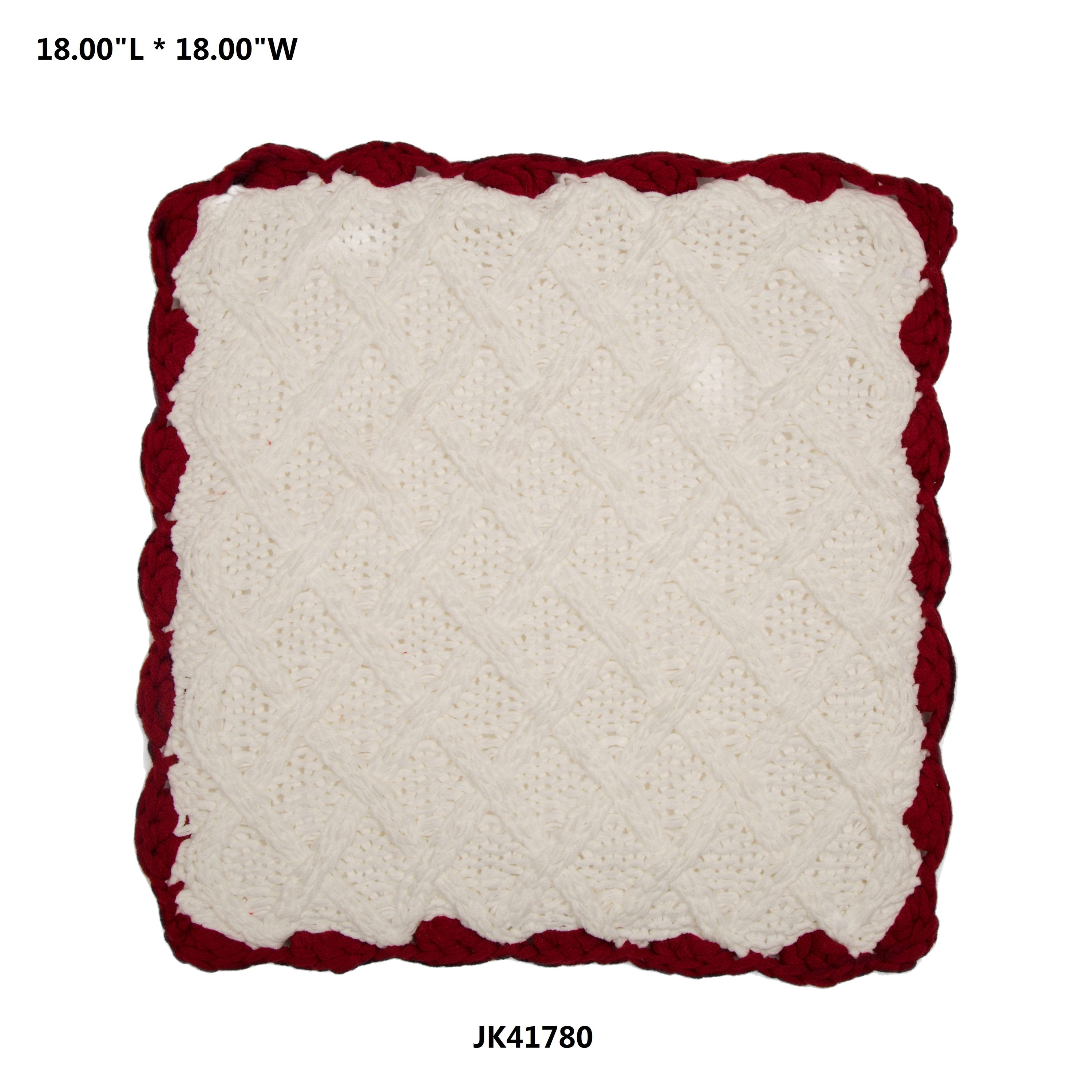 Glitzhome 1113203429 18-in Pillow Christmas Decor