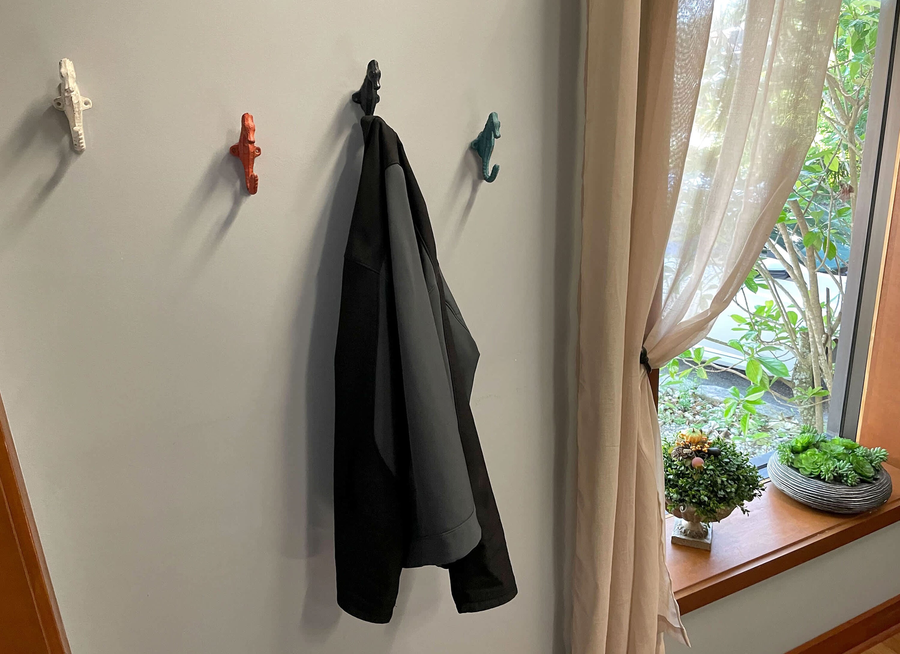 Zeckos ZKO-99212 Decorative-Wall-Hooks - View #2