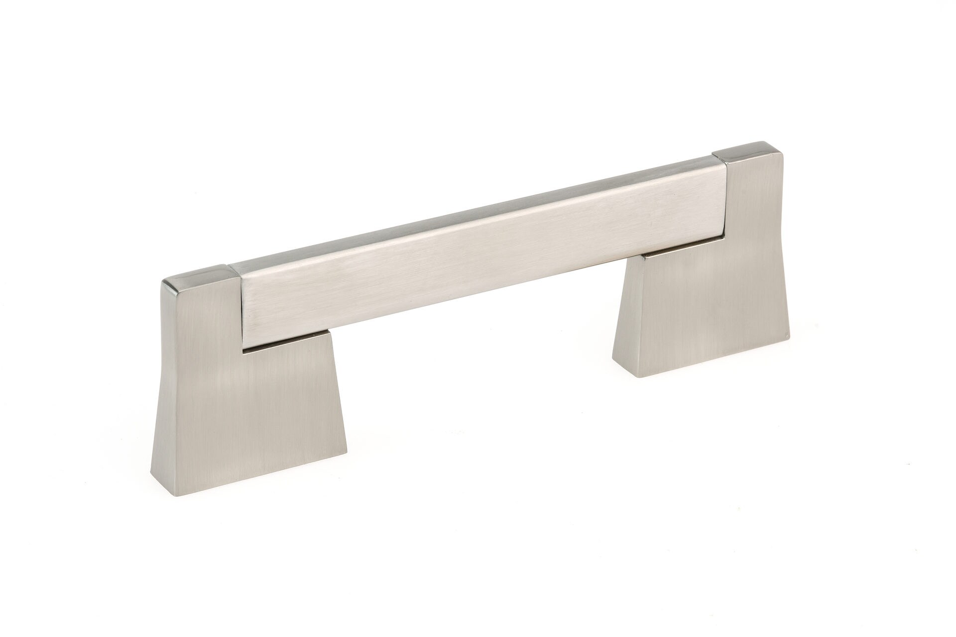 Richelieu Greenwich Collection 3 3/4-inch (96 mm) Champagne Bronze Modern  Cabinet Bar Pull