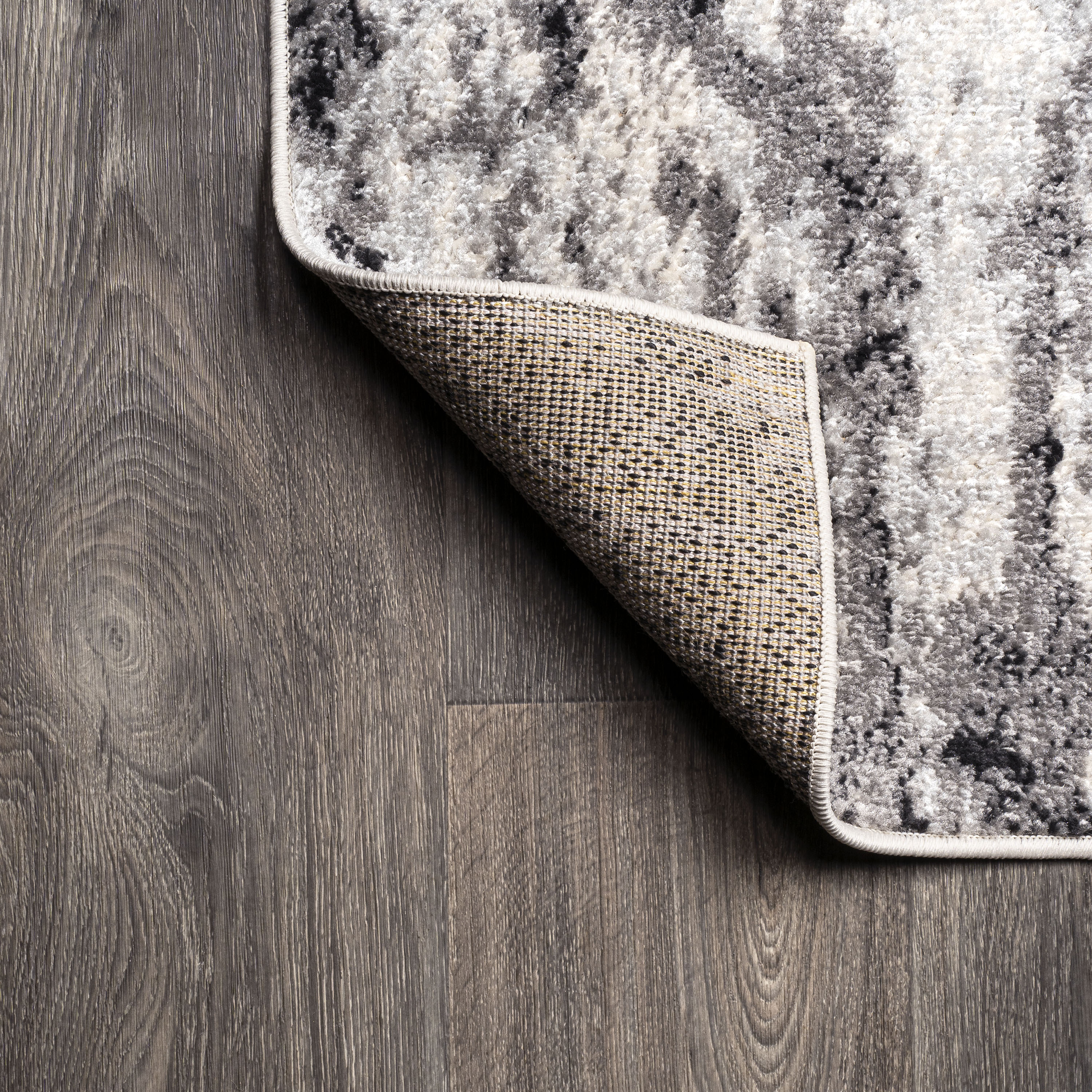 Storm Gray/Cream Abstract Synthetic 4' x 6' Easy Care Rug