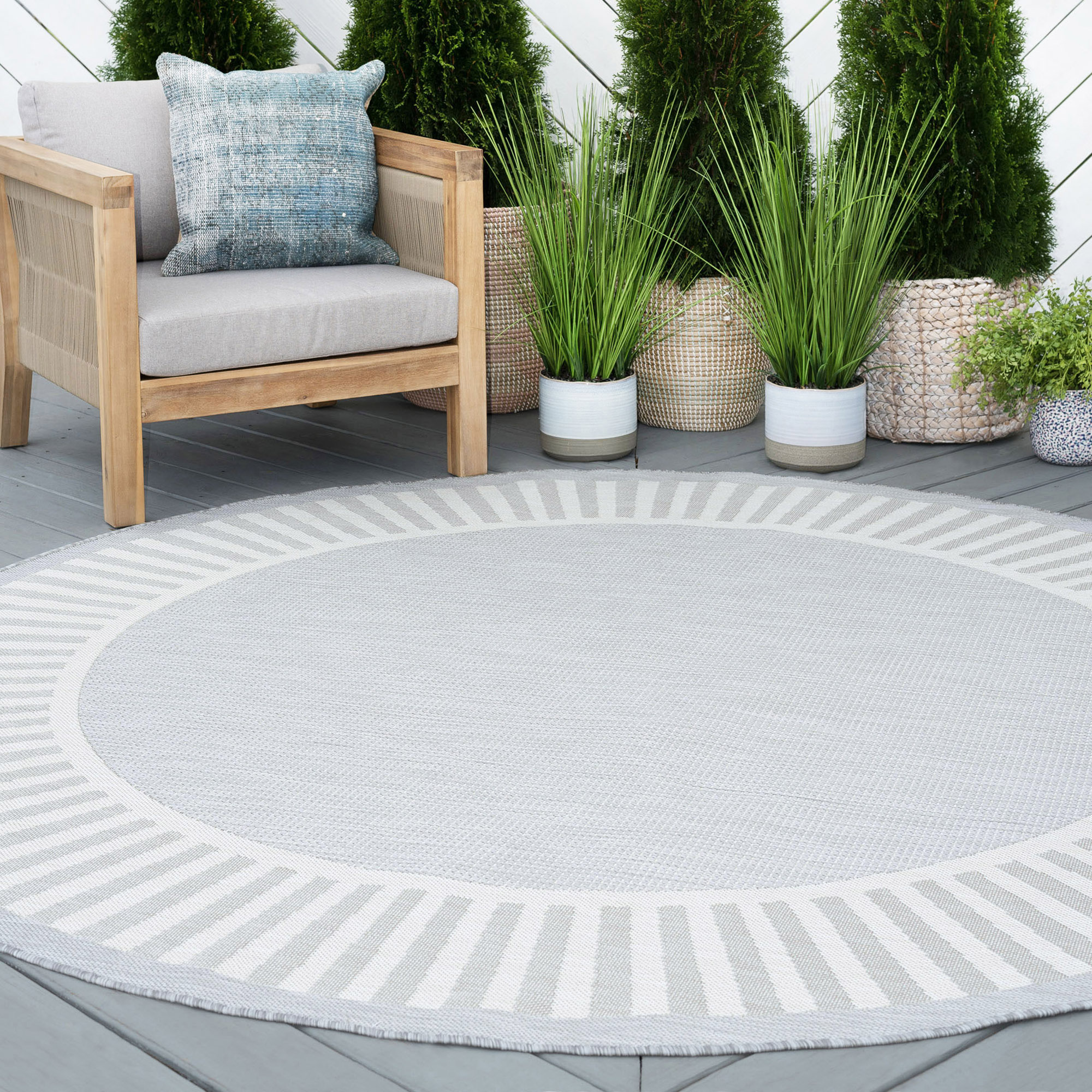 Tayse ECO1104 6RND Eco 6 x 6 (ft) Flatweave Polypropylene Gray Round Indoor/Outdoor Border Coastal Area rug