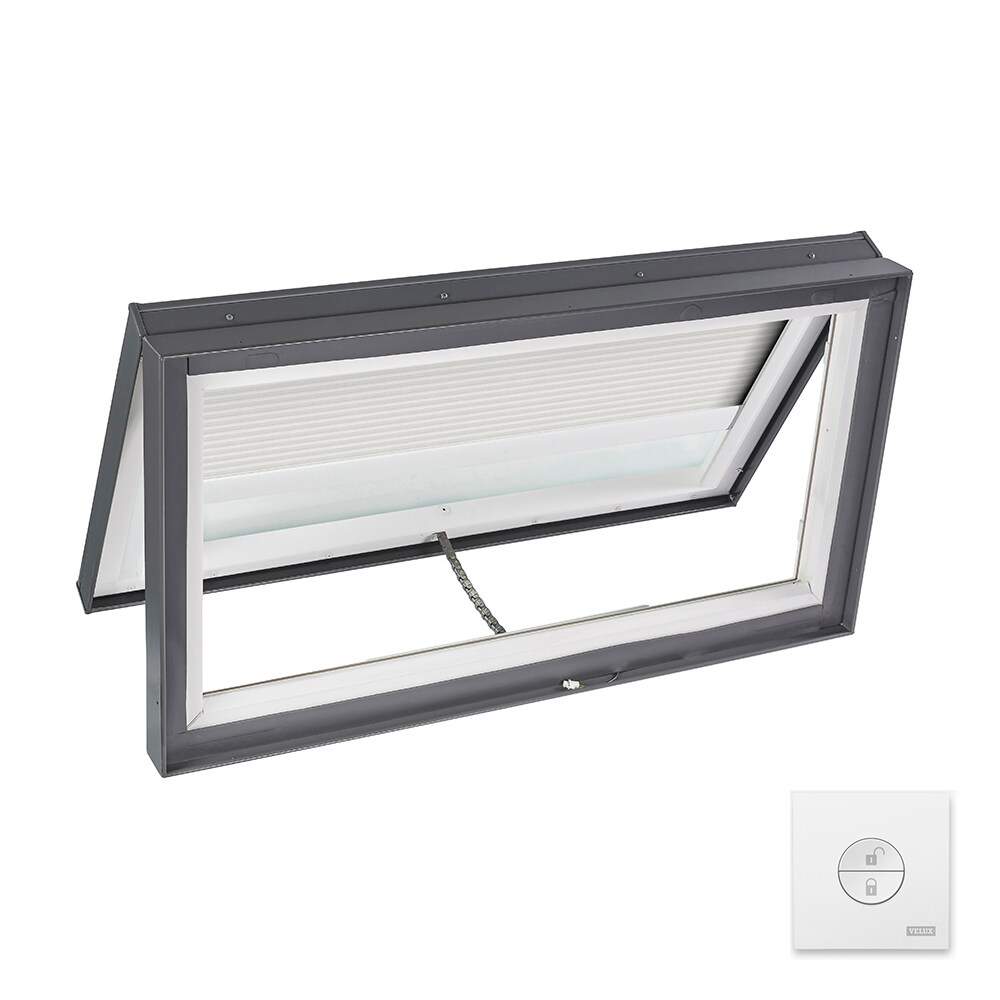 VELUX VCS 4622 2004FS00W 46.5-in x 22.5-in Solar-powered Venting Curb Mount Skylight with Laminated Low-e Argon Glass and Light-filtering Blinds Included