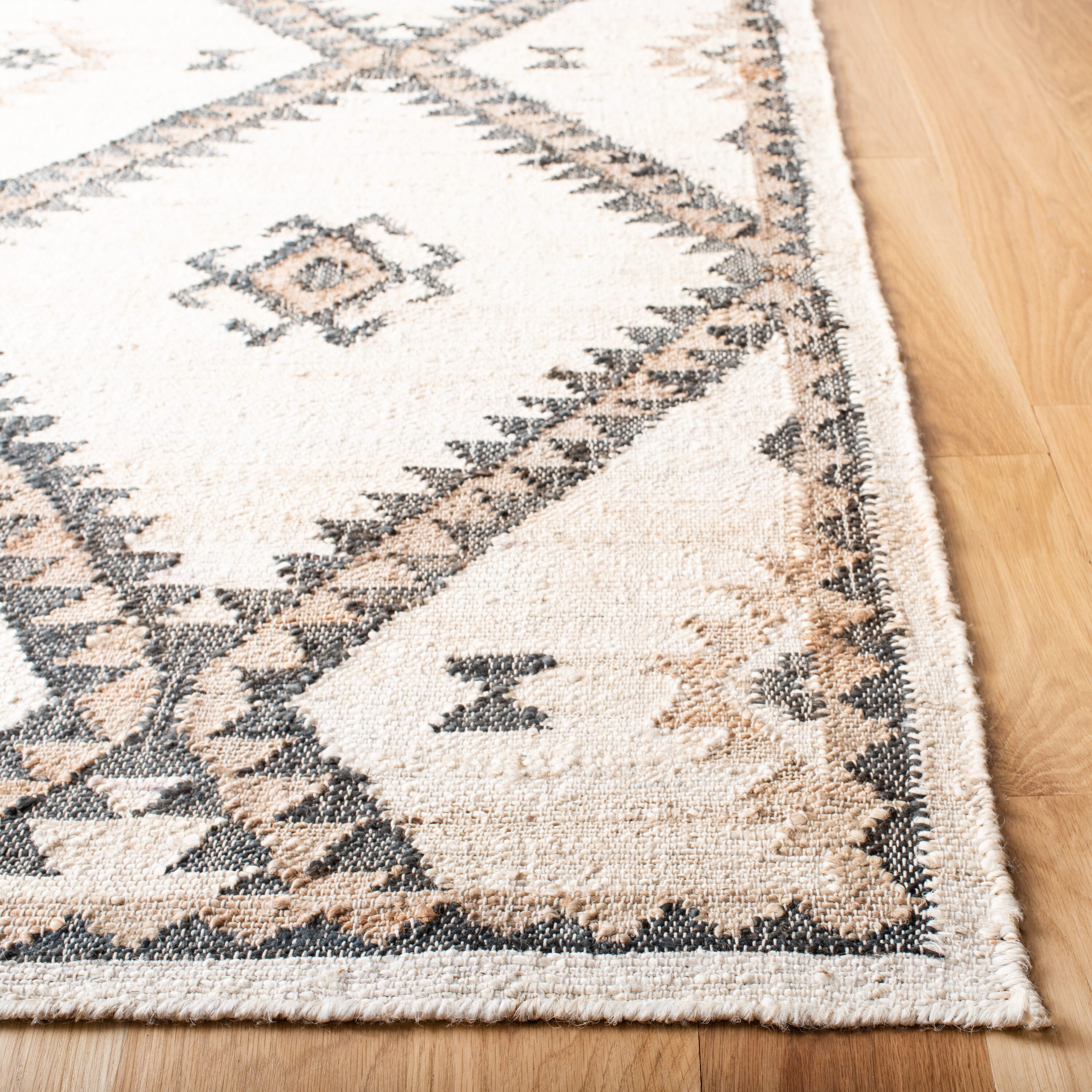 Safavieh KLM761A-5 rugs - View #3