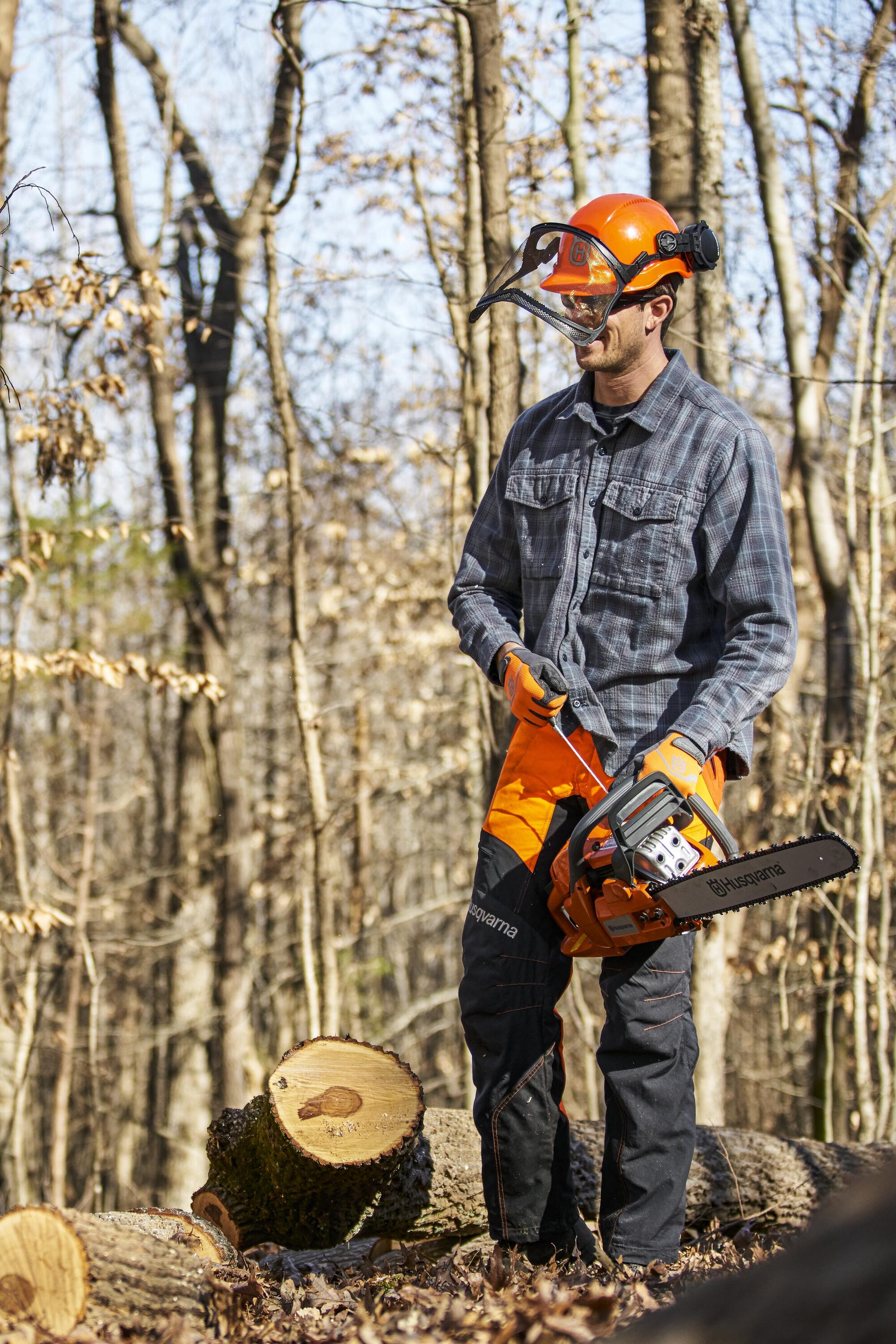 Husqvarna 455 Rancher 20in 55.5cc 2Cycle Gas Chainsaw in the Gas Chainsaws department at