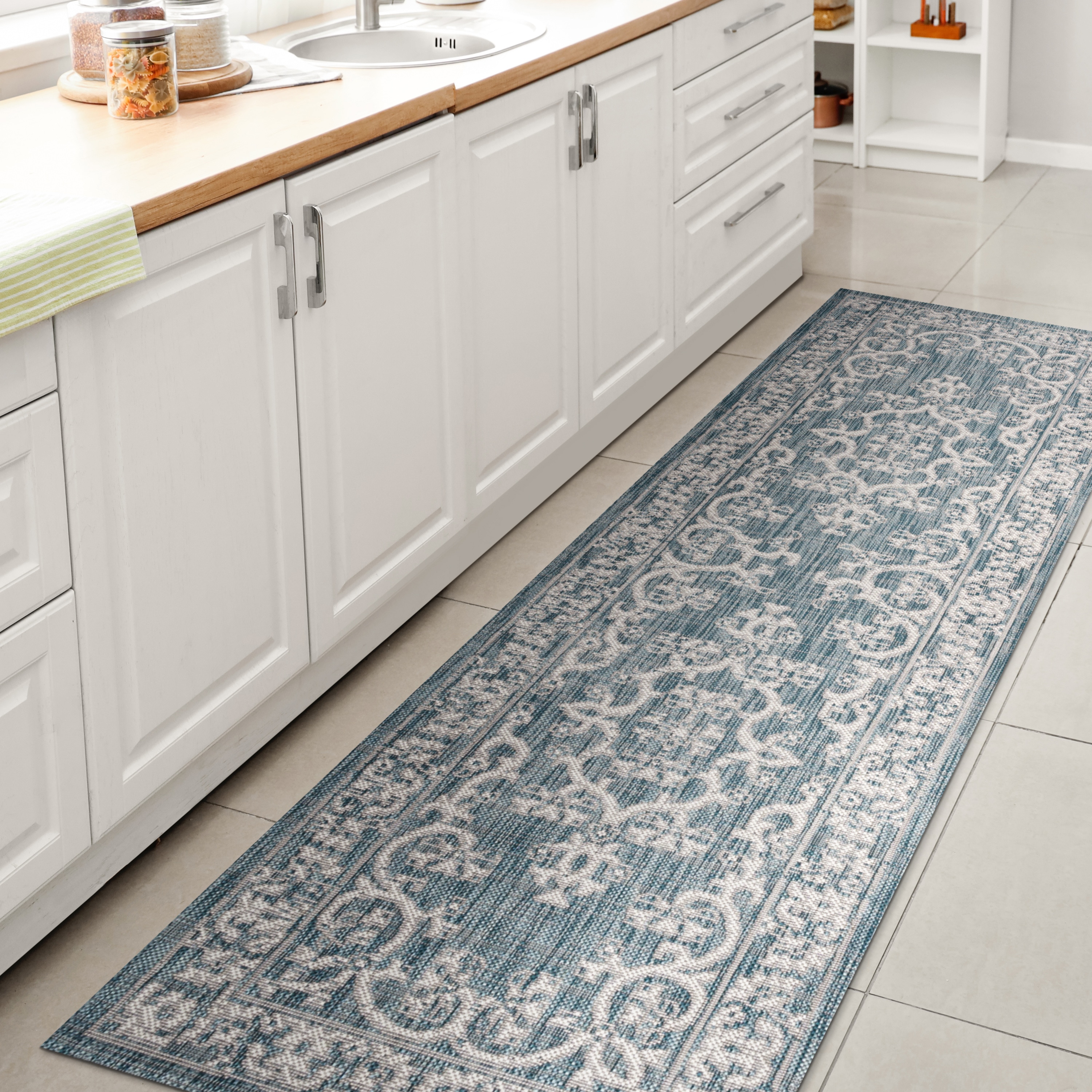 JONATHAN  Y SMB120B-210 Santa Monica Galon Filigree 2 x 10 (ft) Loomed Polypropylene Teal/Ivory Rectangular Indoor/Outdoor Medallion Coastal Runner rug