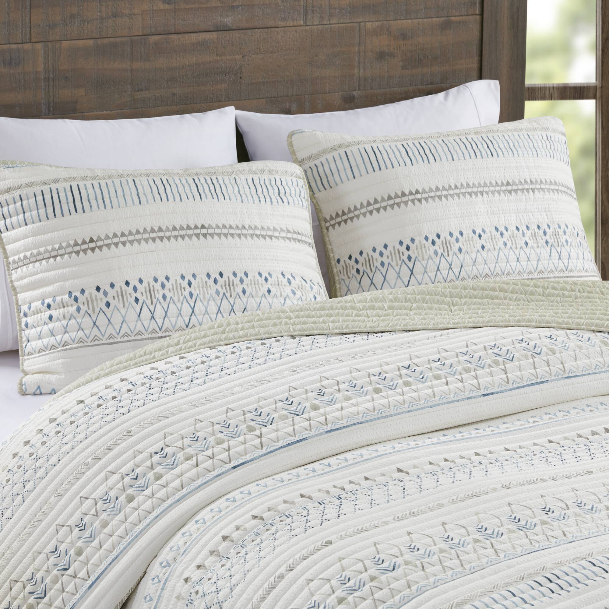LUXEYARD DS-J-97654-B035 bedding - View #3
