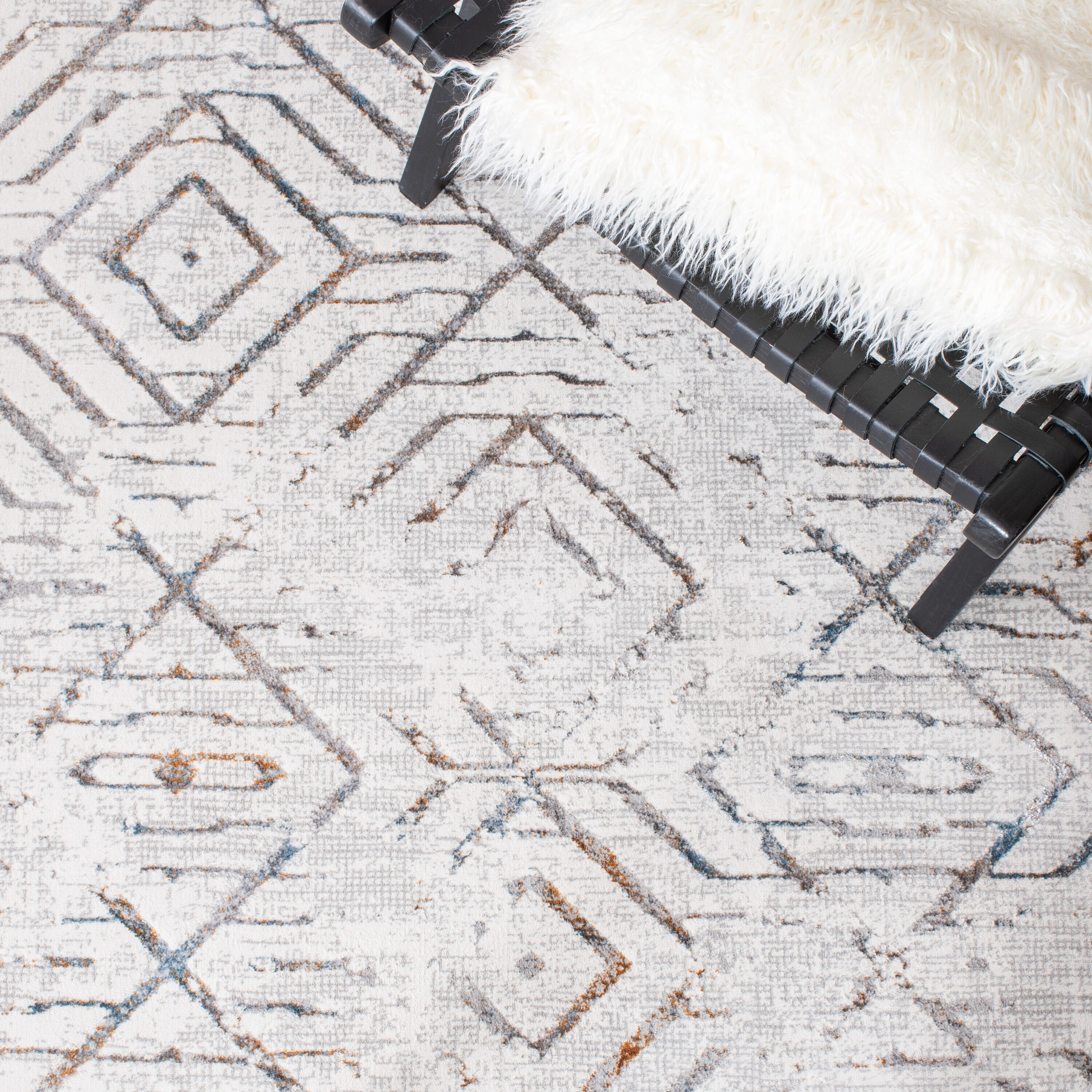 Safavieh SON366F-7SQ rugs - View #6