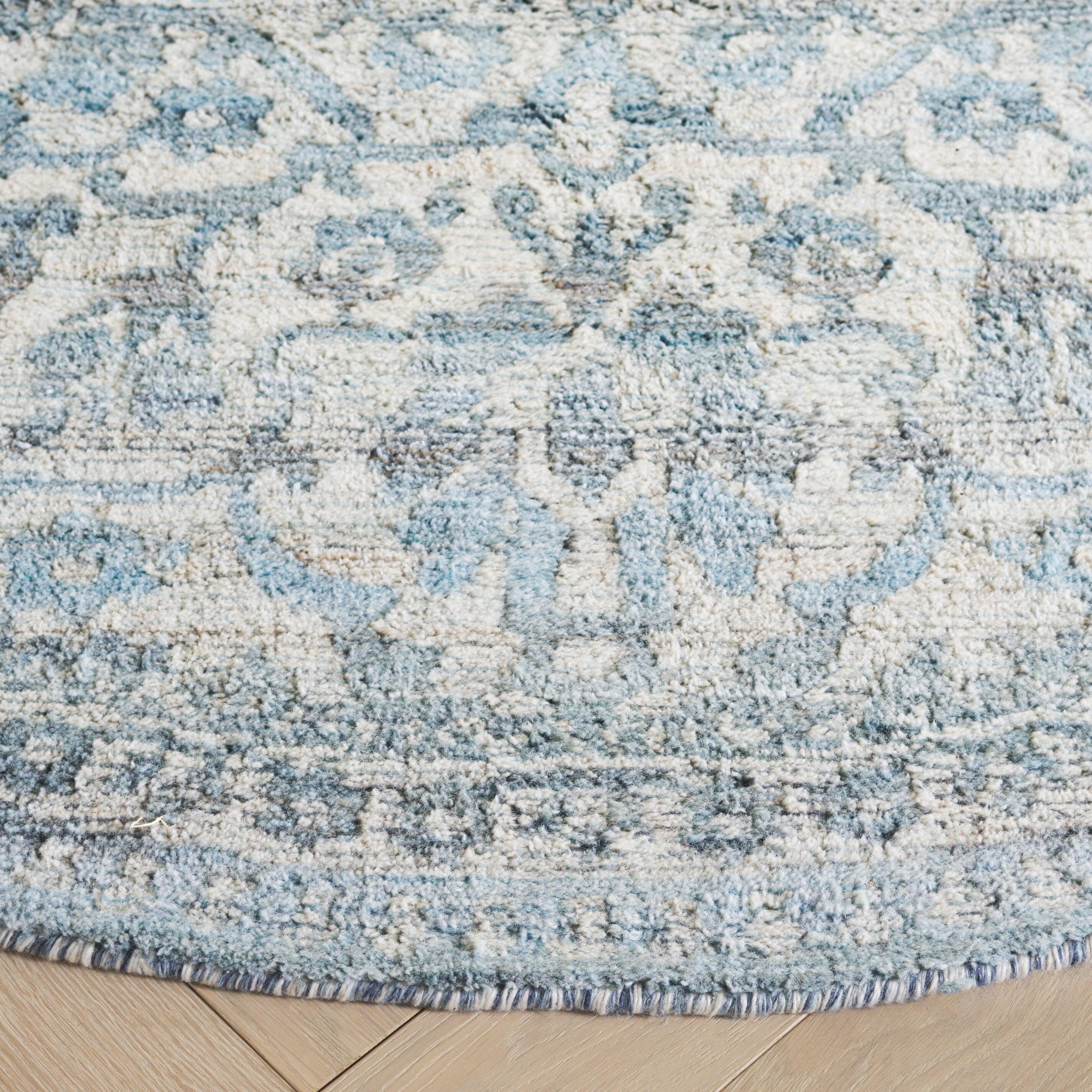 Safavieh MRQ109M-6R rugs - View #3