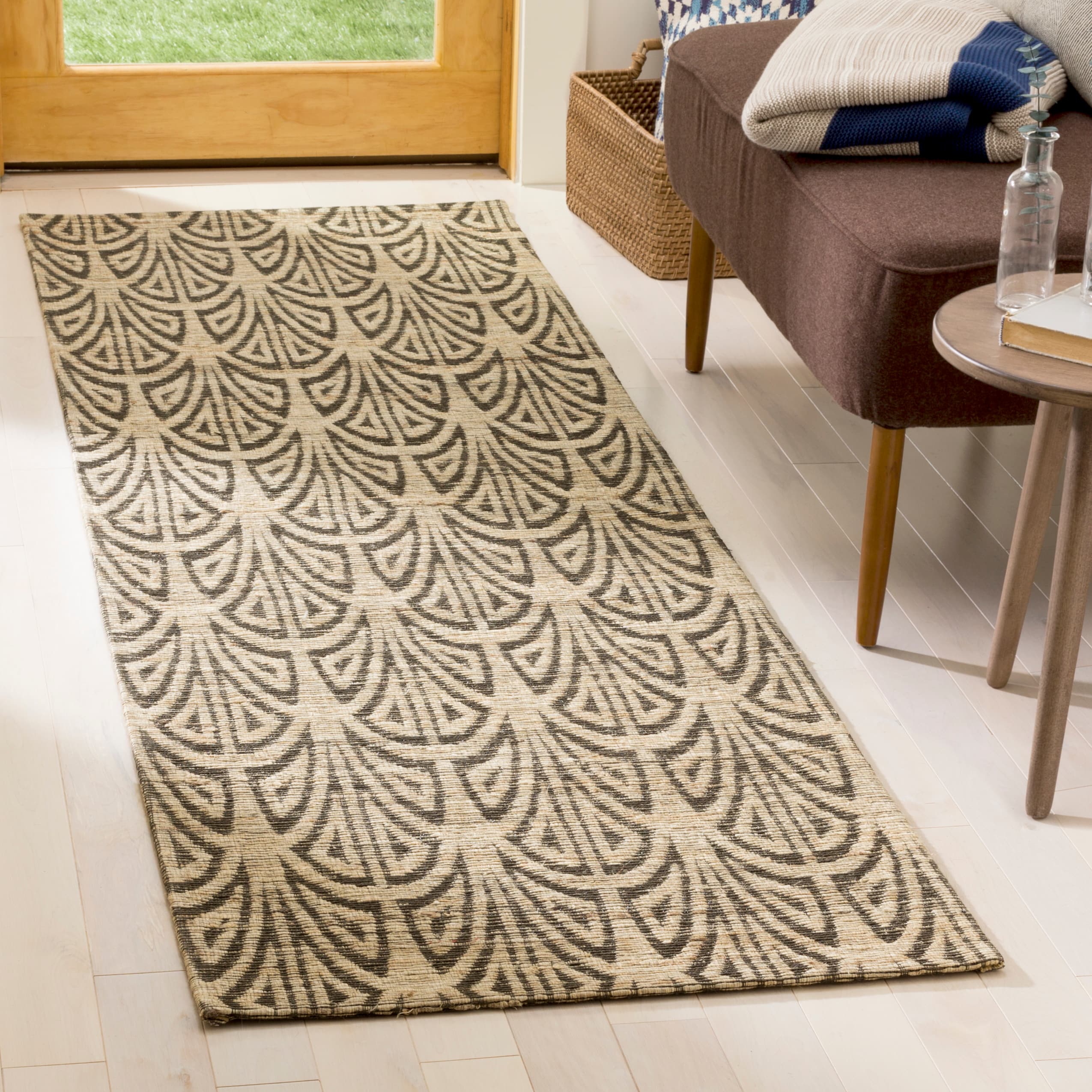 Safavieh CAP501B-28 Cape Cod Orleans 2 x 8 (ft) Synthetic Light Beige/Gray Rectangular Indoor Abstract Coastal Runner rug