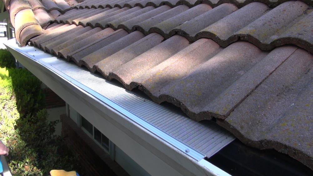 Atlas Gutter Guard AT1 Gutter-Hangers-Brackets - View #5