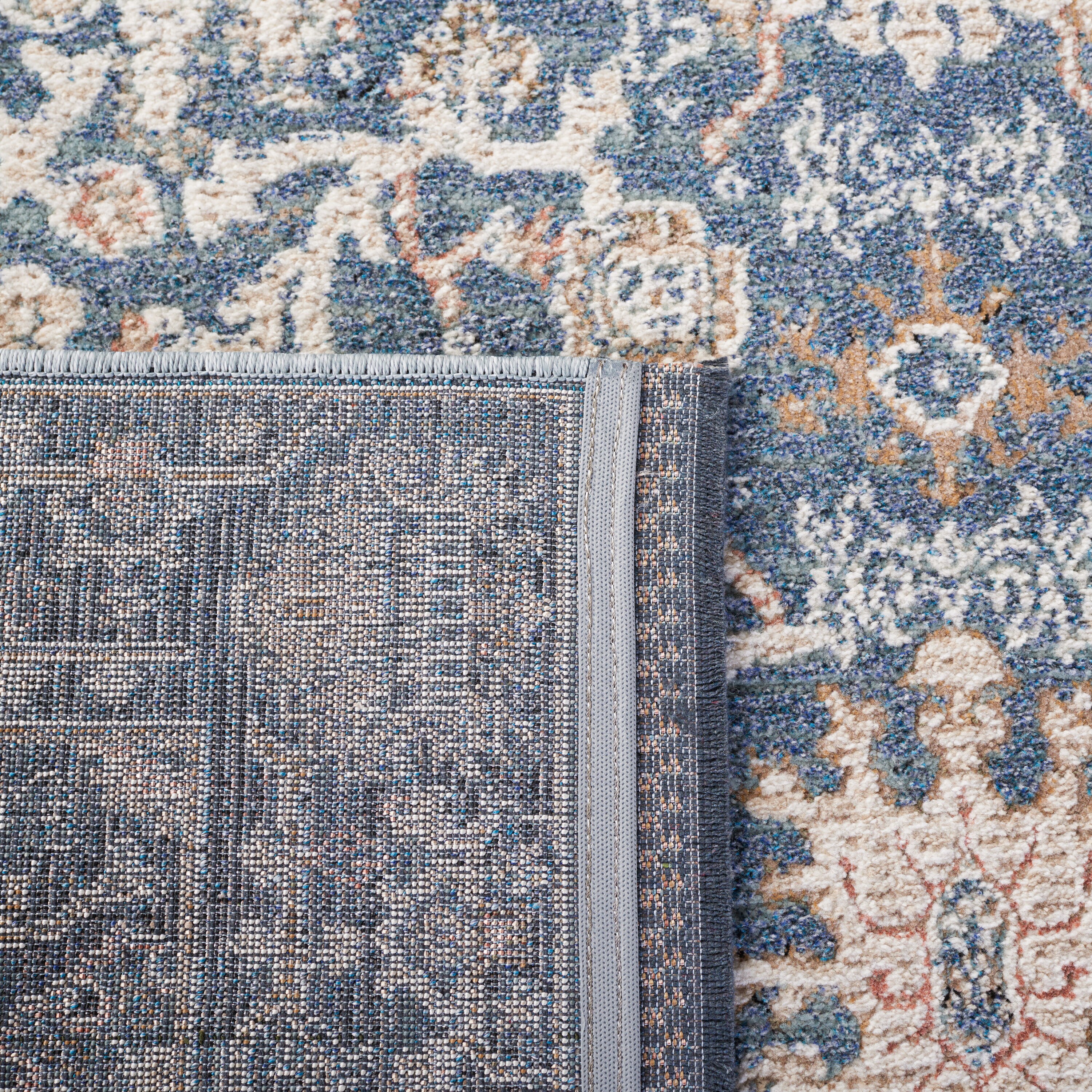 Safavieh VIV561N-5 rugs - View #7