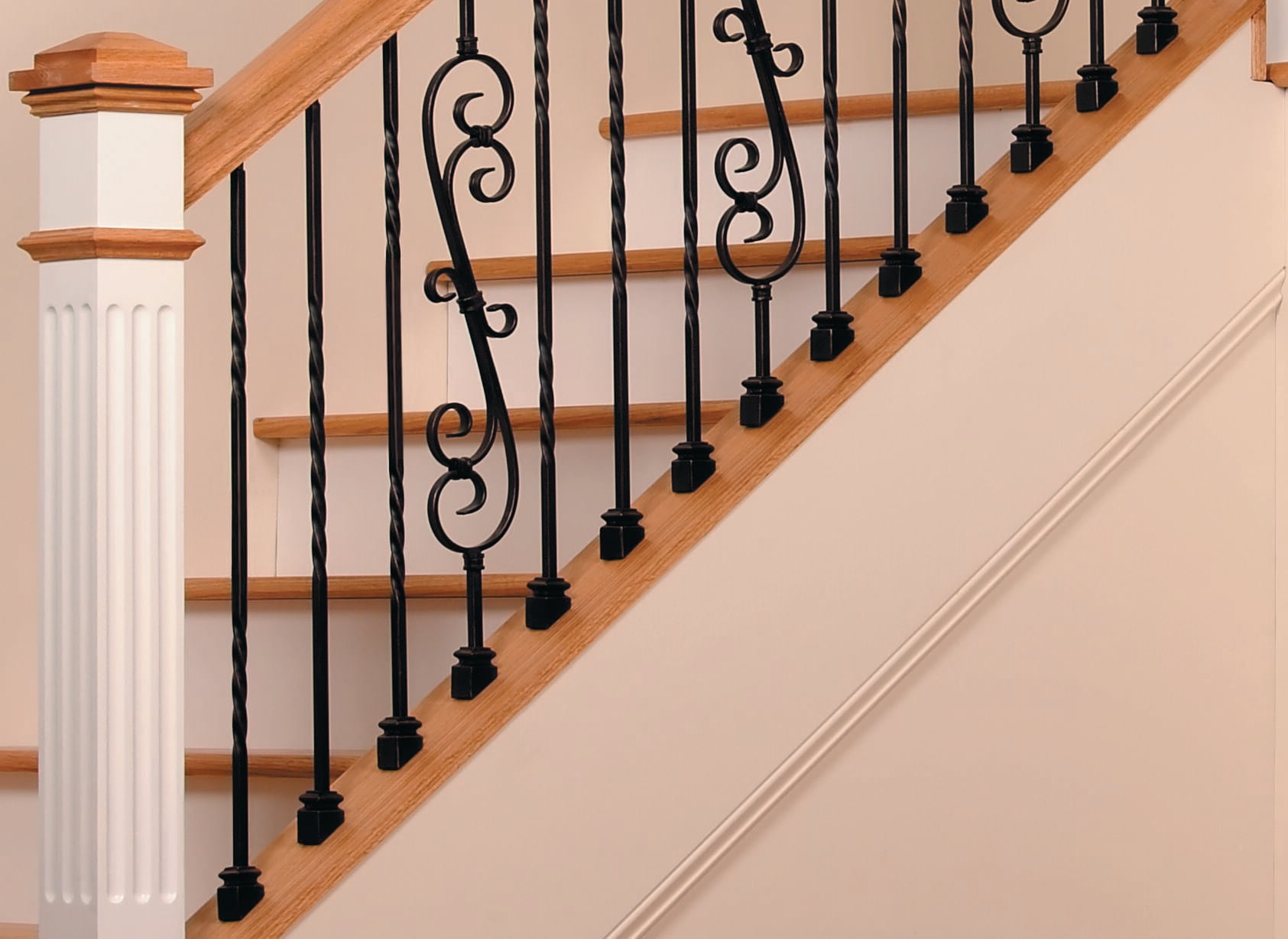 Crown Heritage BC4981821FB Interior-Stairpart-Balusters - View #4