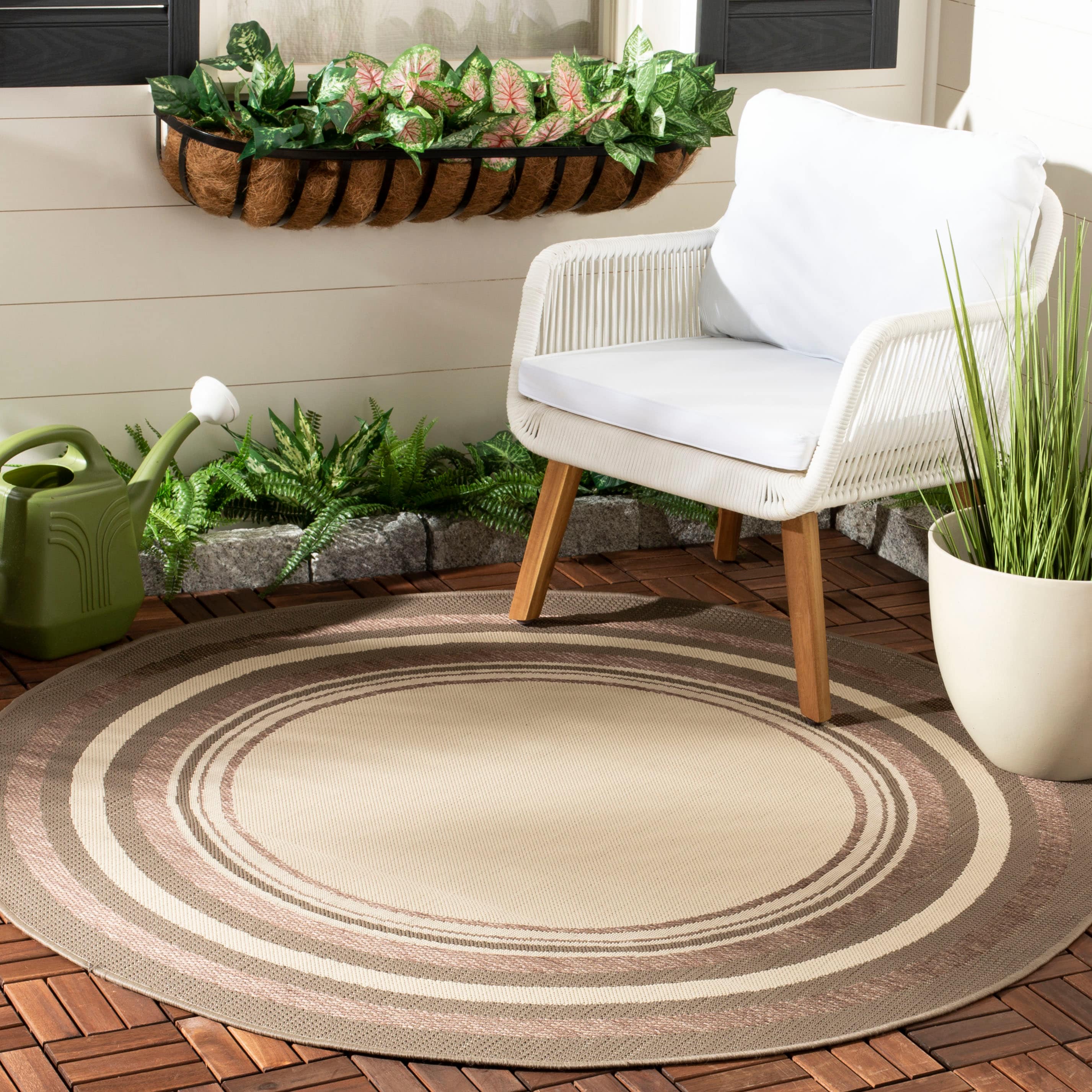 Safavieh CY7896-79A7-5R Courtyard Tobas 5 x 5 (ft) Loomed Polypropylene Beige/Brown Round Indoor/Outdoor Border Coastal Area rug