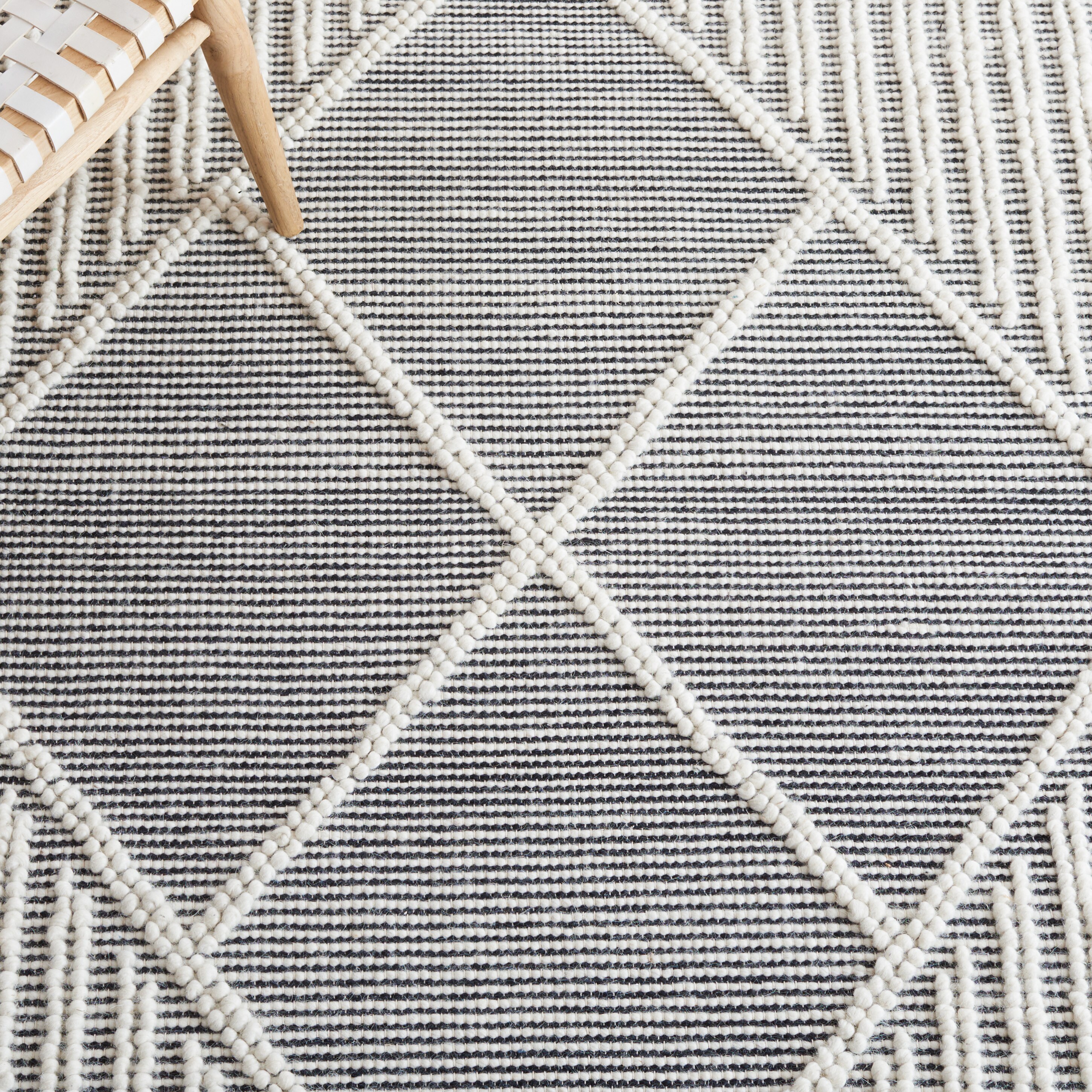 Safavieh MRB475A-28 rugs - View #5