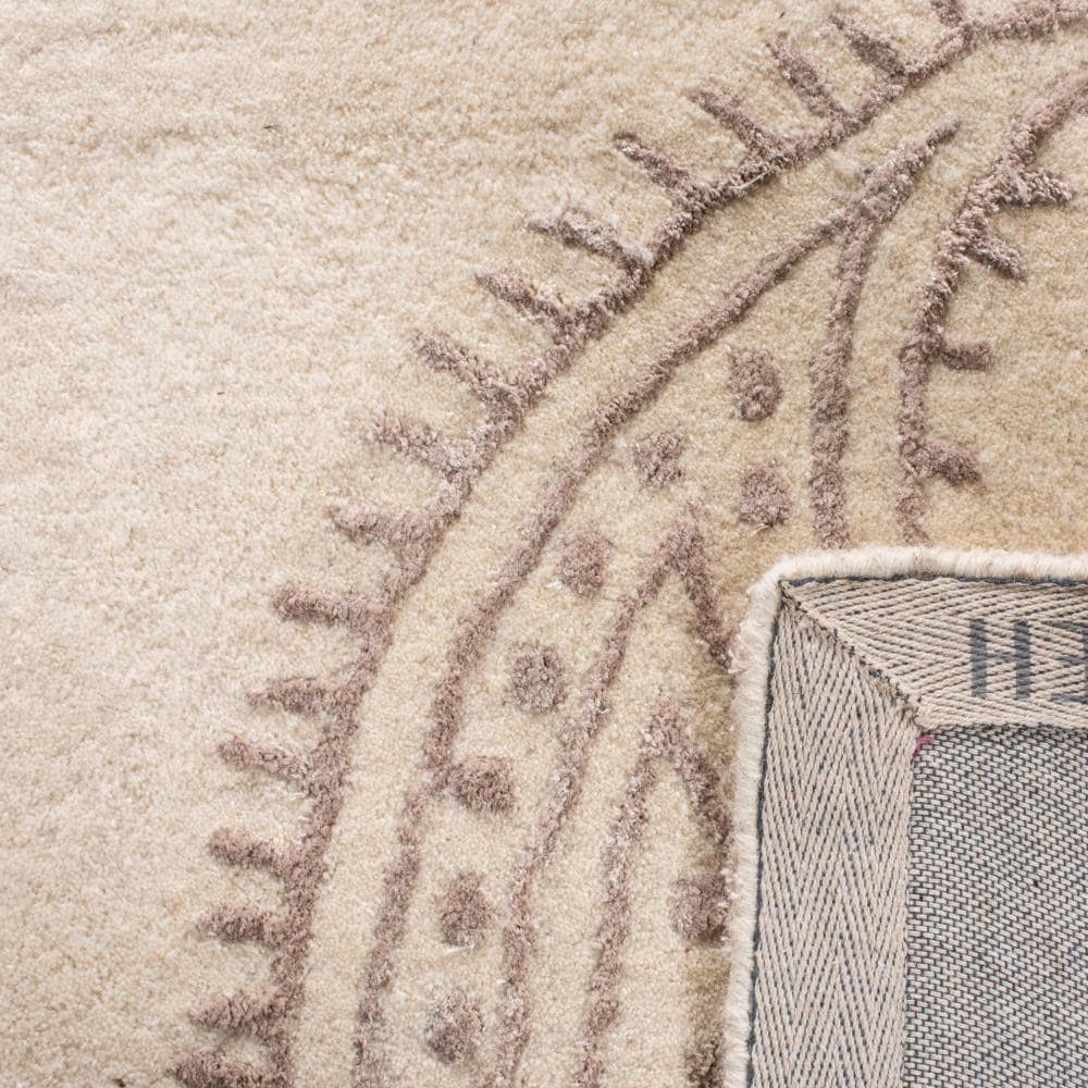Safavieh BEL153B-5SQ rugs - View #4
