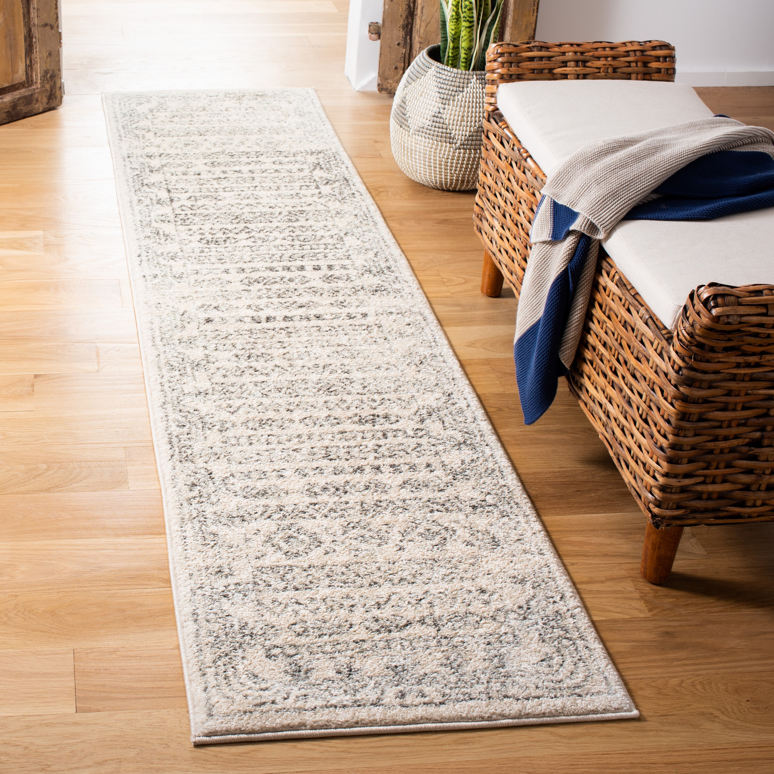 Ivory and Grey Synthetic 2' x 5' Hand-Knotted Easy Care Runner Rug