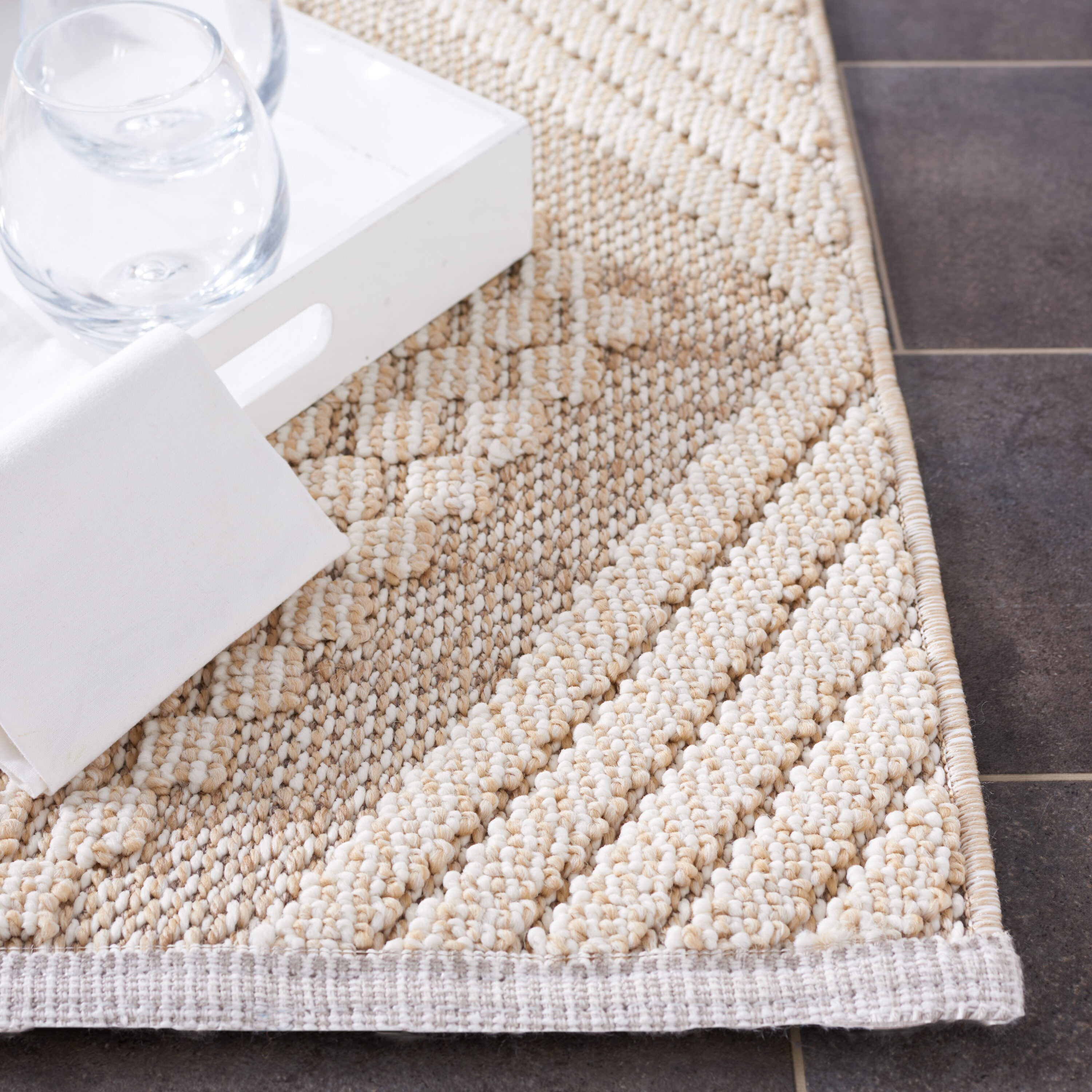 Safavieh GLB410B-7SQ rugs - View #2