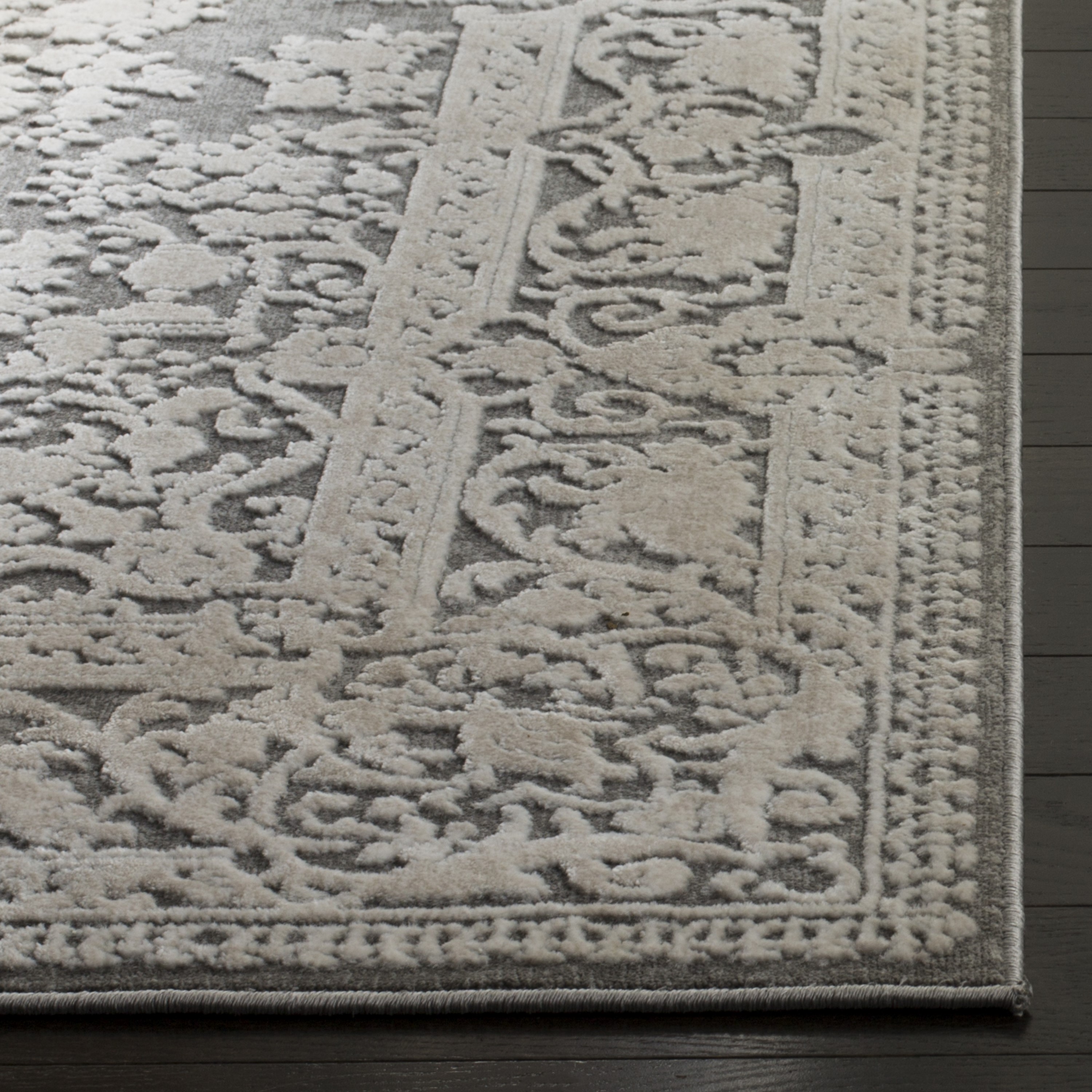 Safavieh RFT664B-4 rugs - View #3
