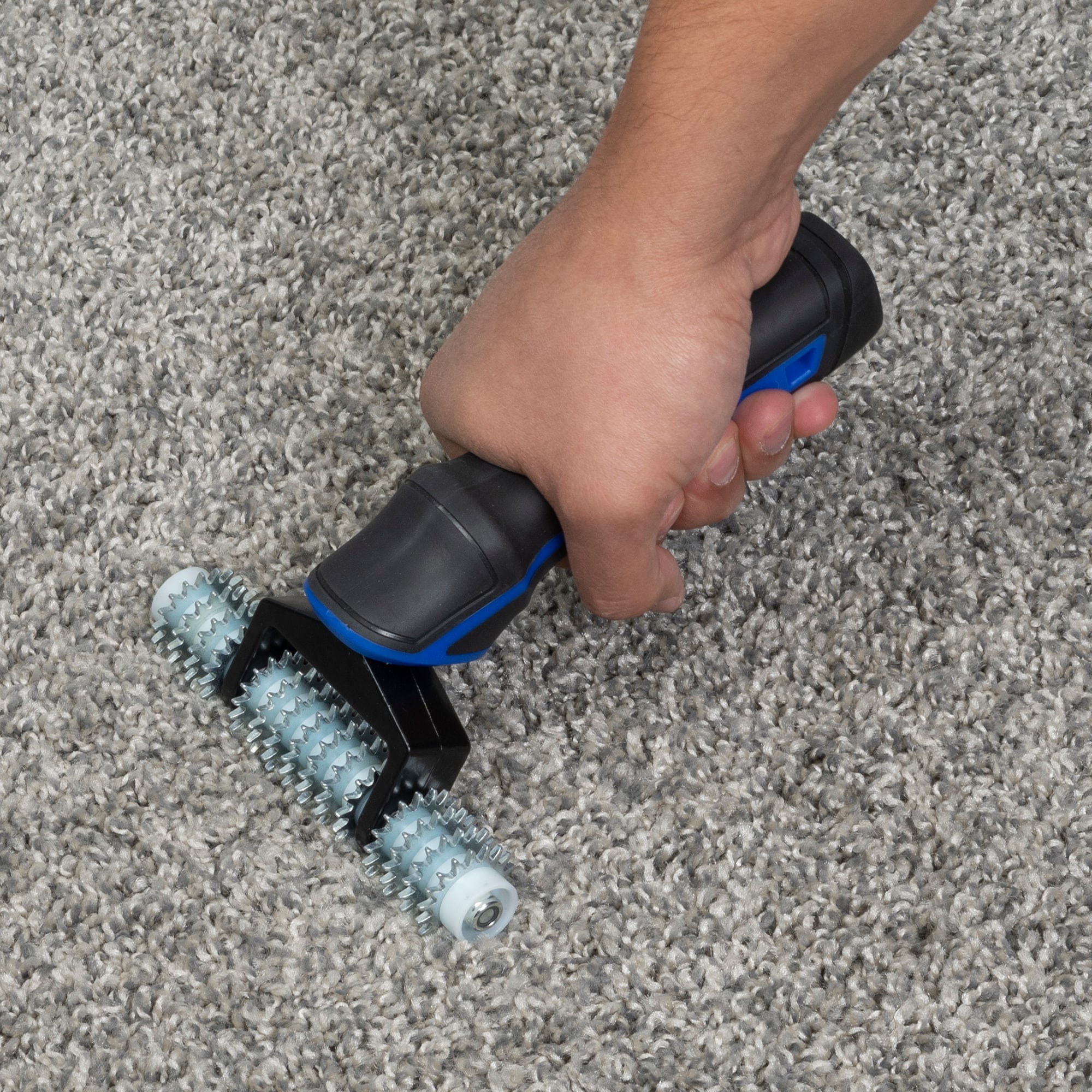 Marshalltown 16.75-in Aluminum Carpet Knee Kicker in the Carpet Knee  Kickers department at