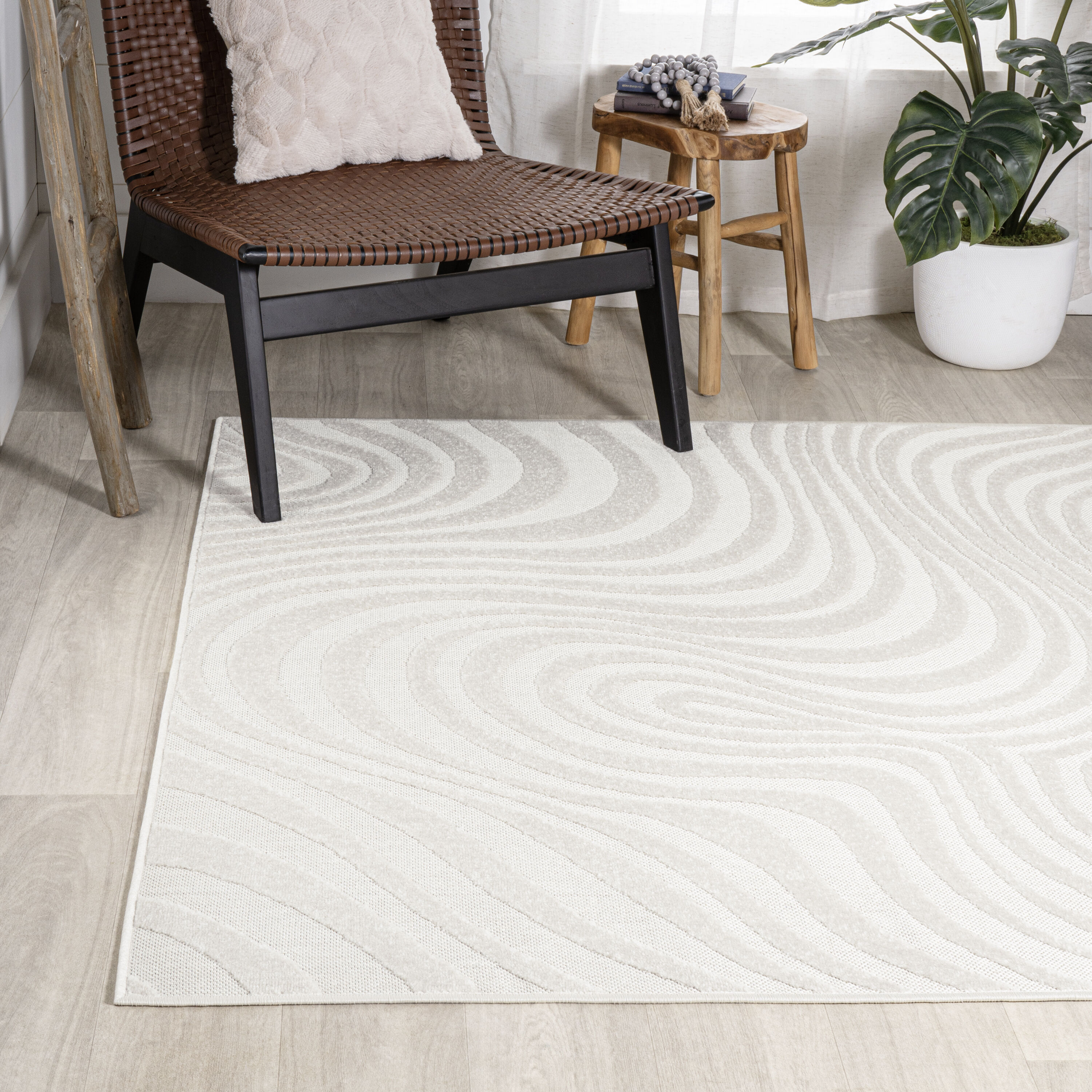 Ivory and Cream High-Low Striped 8' x 10' Synthetic Area Rug